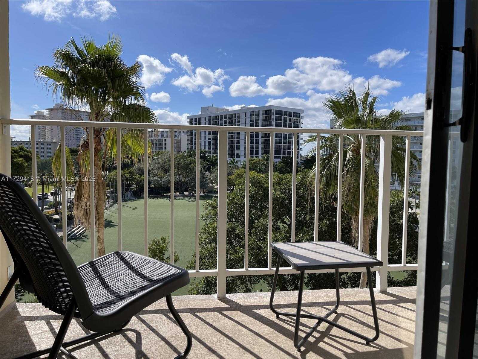 Small Image of 200 178TH DR #609, Sunny Isles Beach Number 7
