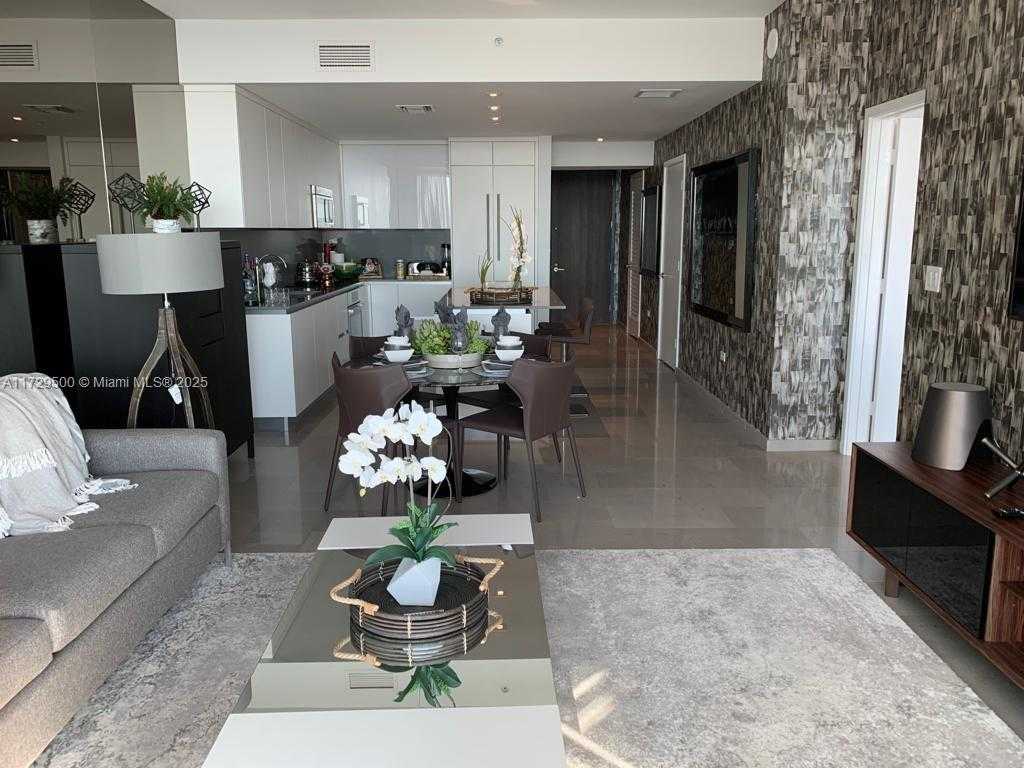 Small Image of 88 SE 7th St, Miami, FL 33131, USA Number 25