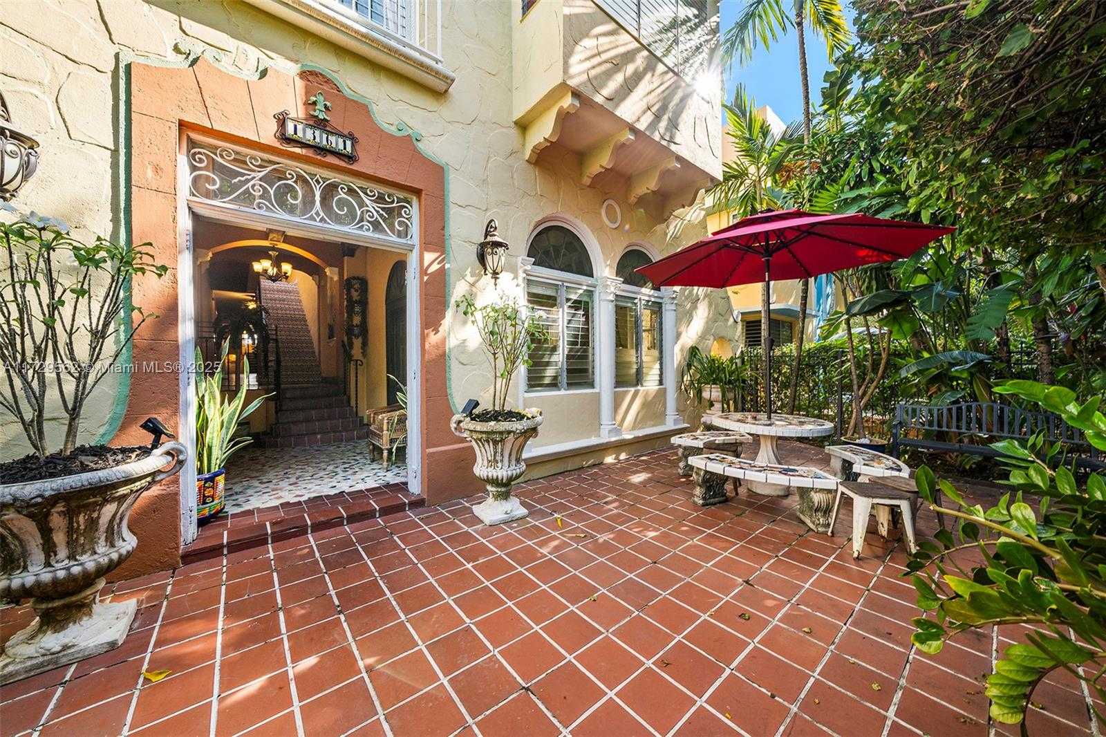 Small Image of 1361 MERIDIAN AVE #2, Miami Beach Number 5