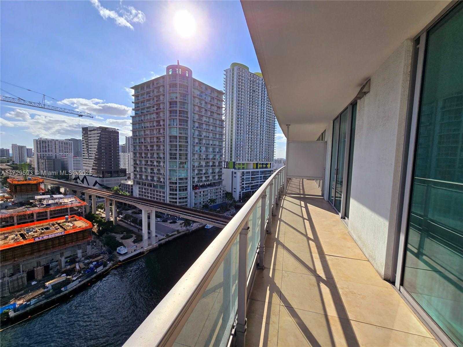Small Image of 92 SOUTH WEST 3 ST #1702, Miami Number 2
