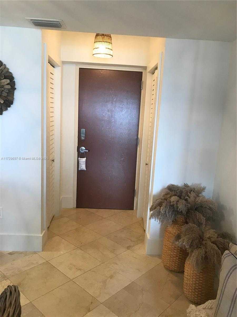 Small Image of 6365 COLLINS AVE #2305, Miami Beach Number 6