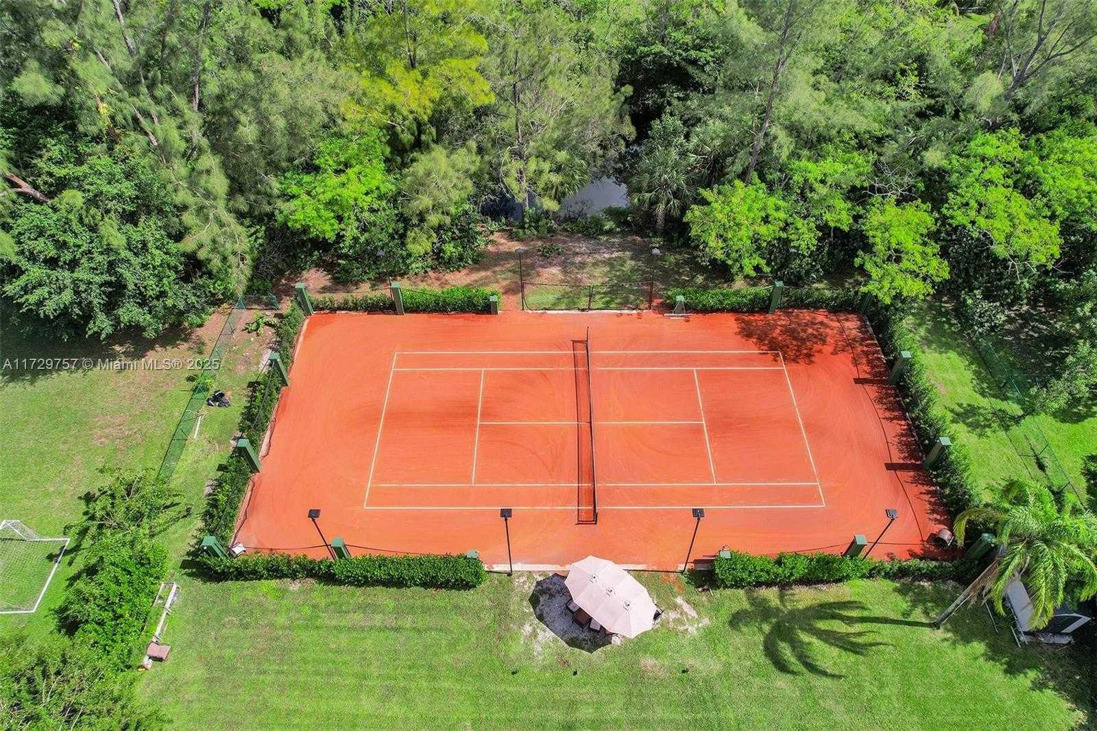 Small Image of 22180 WOODSET LN, Boca Raton Number 2