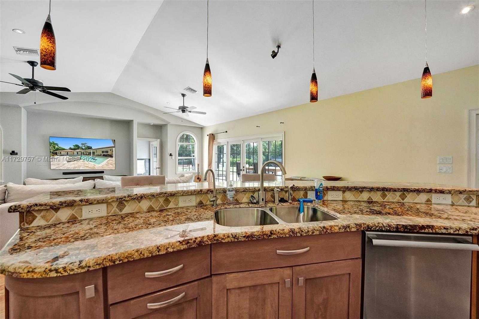 Small Image of 22180 WOODSET LN, Boca Raton Number 32