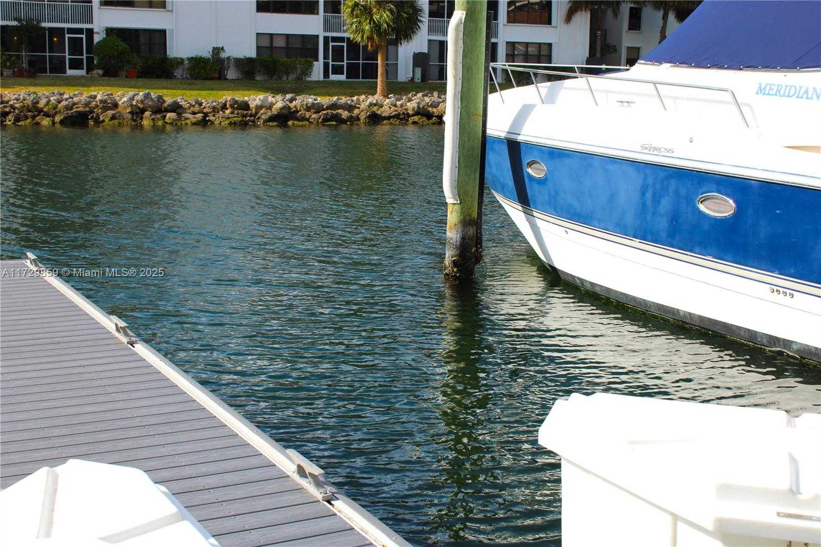 Small Image of 3575 MYSTIC POINTE DR #25, Aventura Number 8