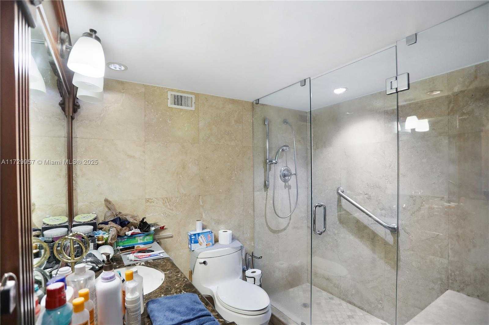Small Image of 6039 COLLINS AVE #607, Miami Beach Number 10