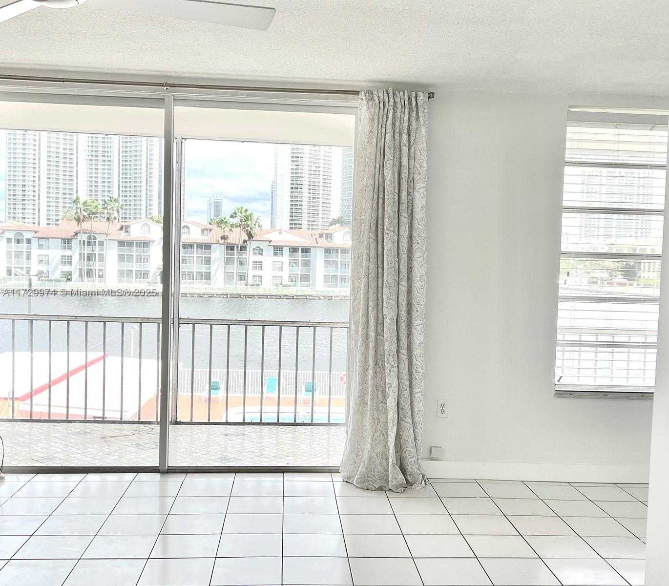 Small Image of 2980 POINT EAST DR #D302, Aventura Number 10