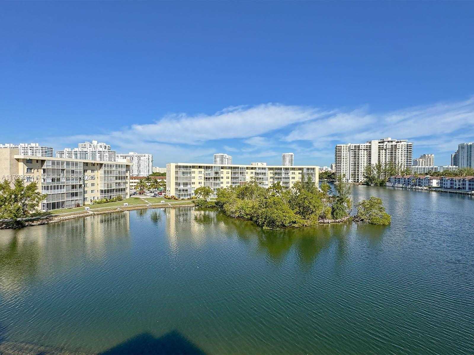 Small Image of 2980 POINT EAST DR #D302, Aventura Number 57