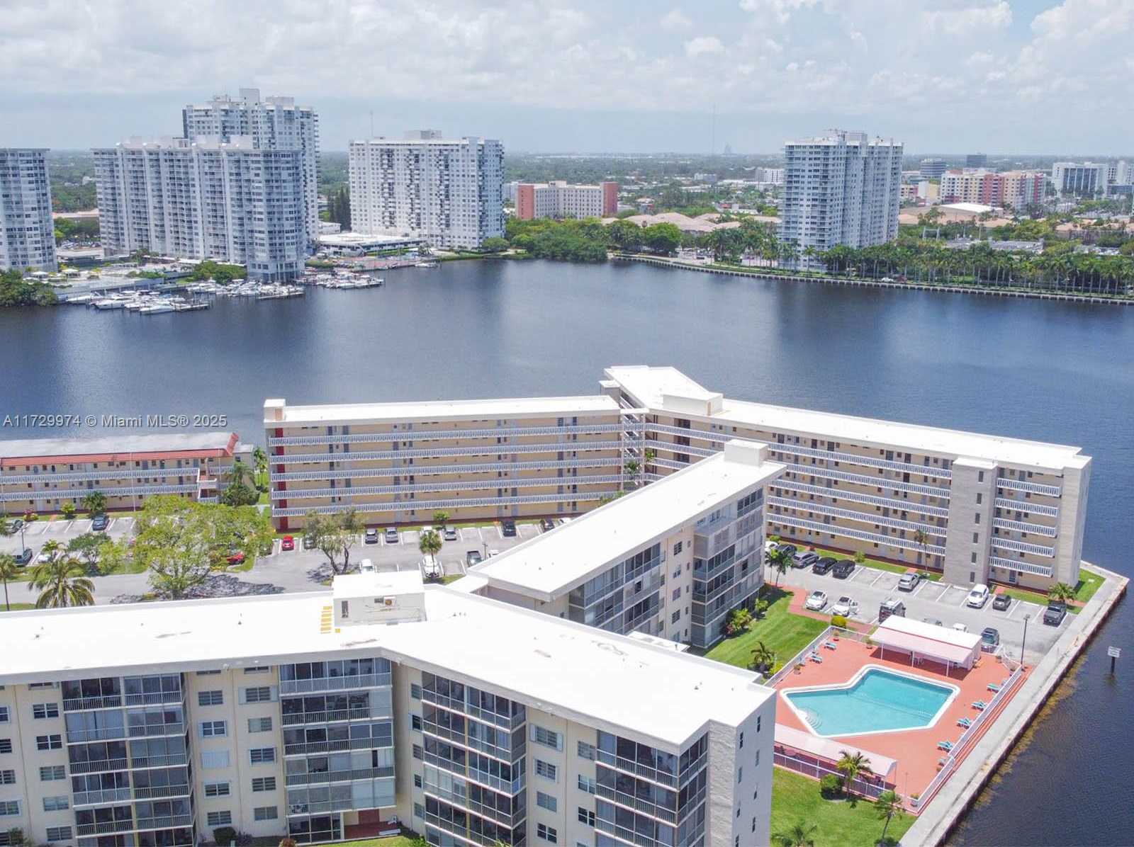 Small Image of 2980 POINT EAST DR #D302, Aventura Number 58