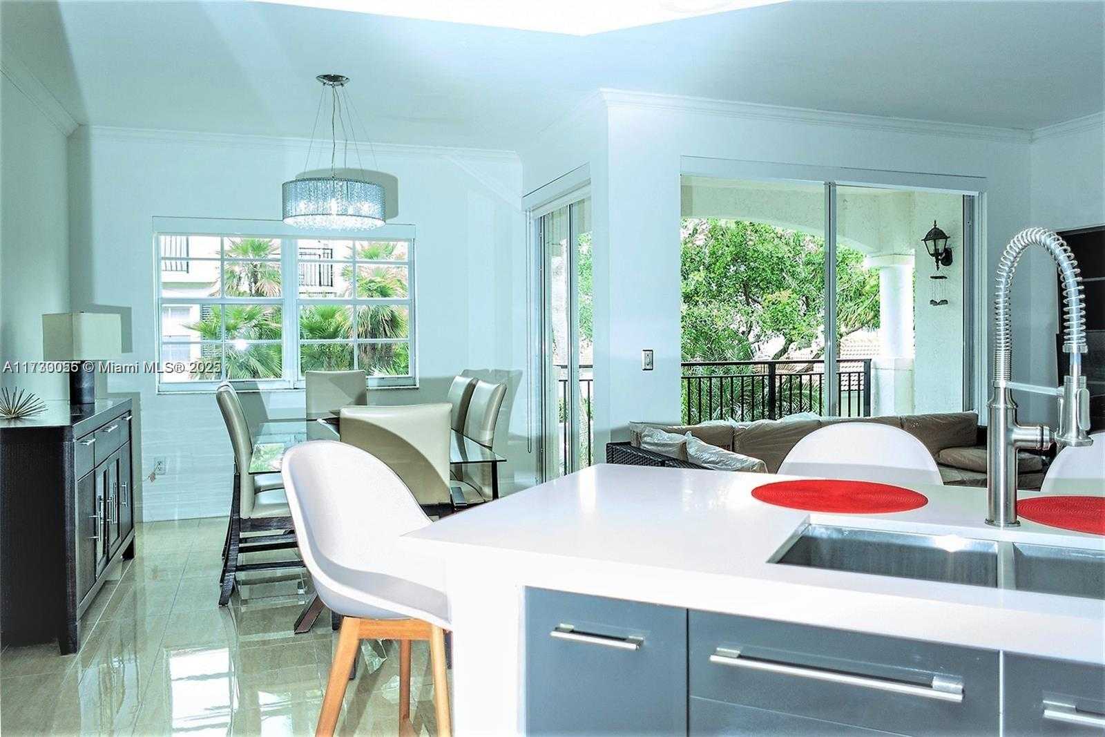 Small Image of 3215 NE 184th St, Aventura, FL 33160, USA Number 10