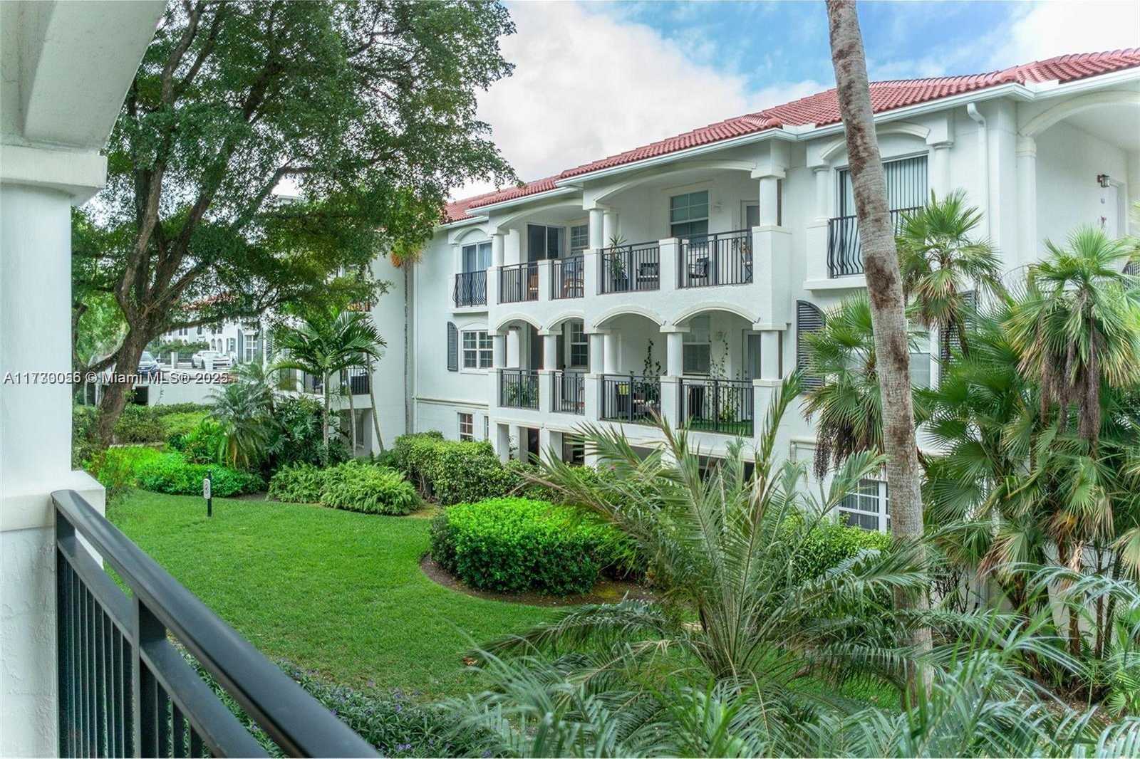 Small Image of 3215 NE 184th St, Aventura, FL 33160, USA Number 14