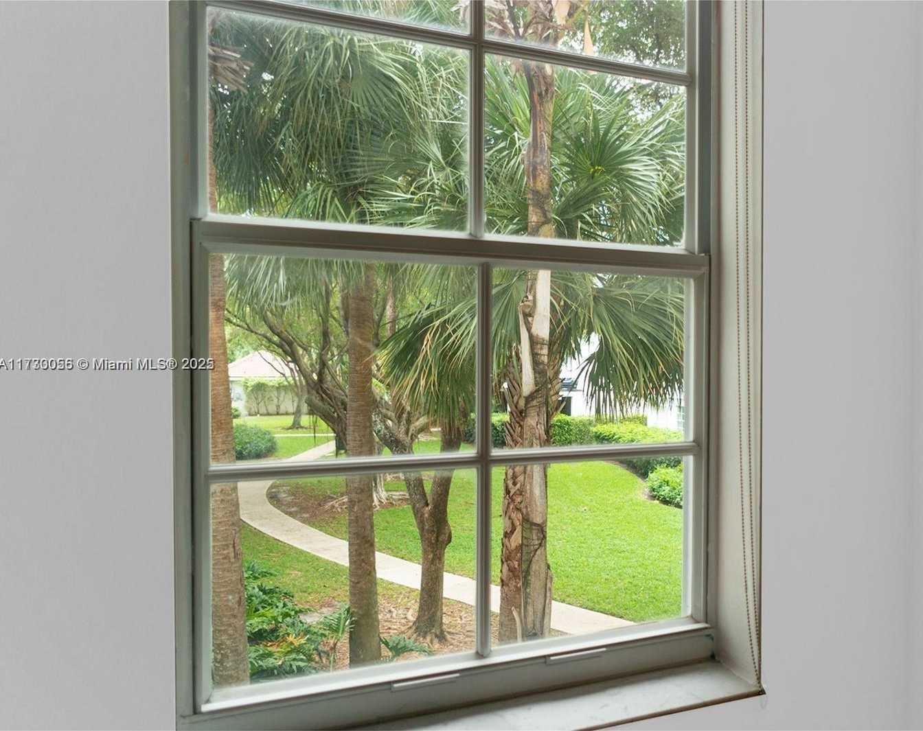 Small Image of 3215 NE 184th St, Aventura, FL 33160, USA Number 32