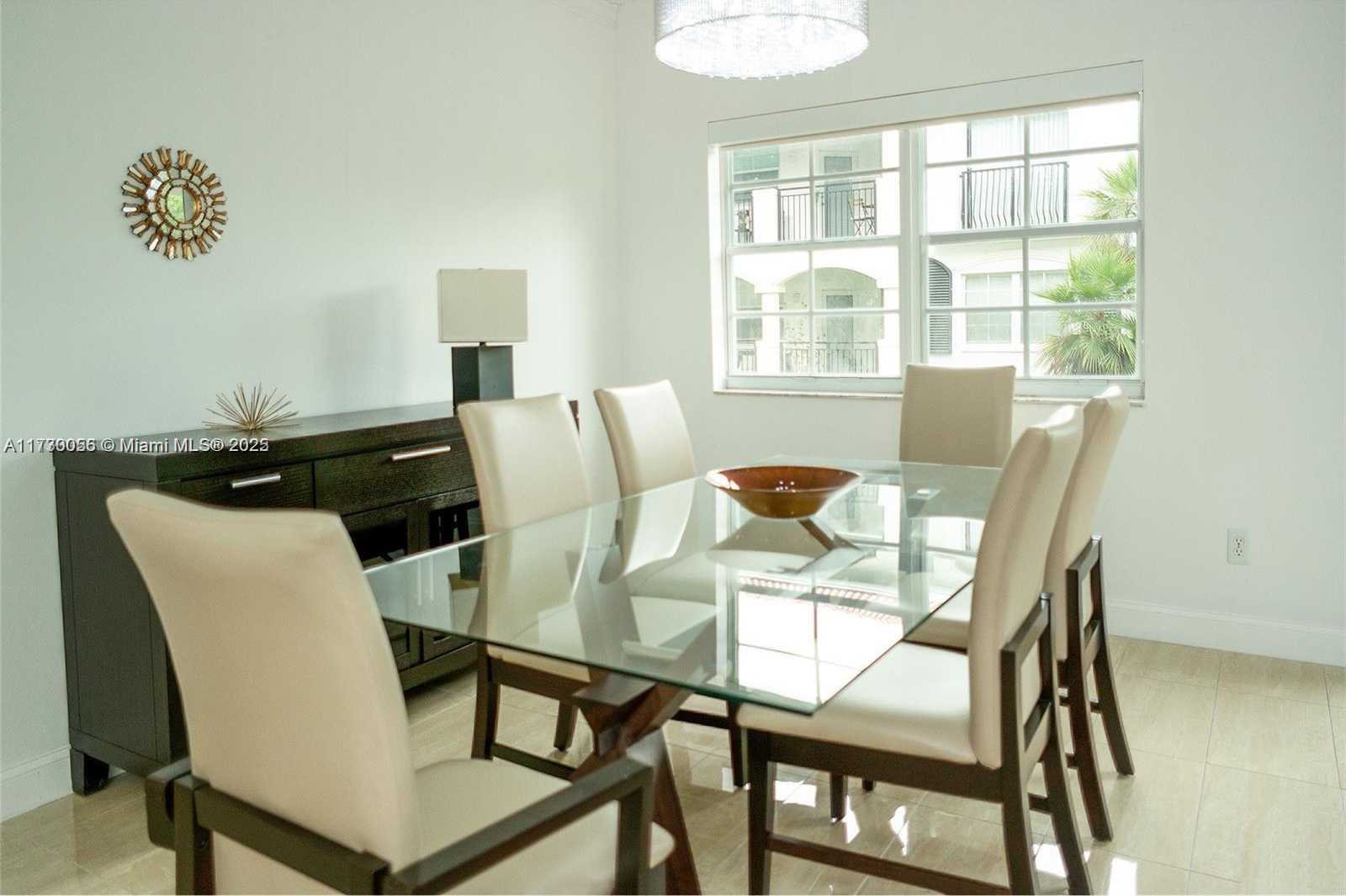 Small Image of 3215 NE 184th St, Aventura, FL 33160, USA Number 5