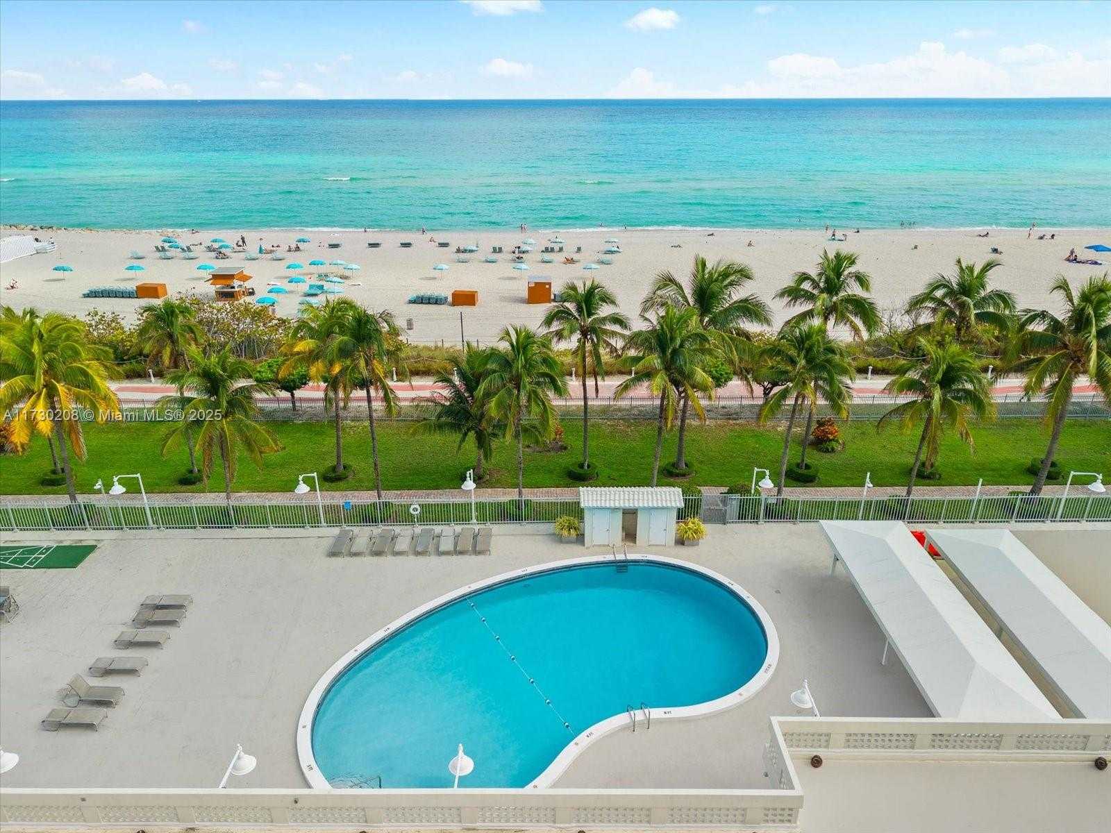 Small Image of 2899 COLLINS AVE #531, Miami Beach Number 18