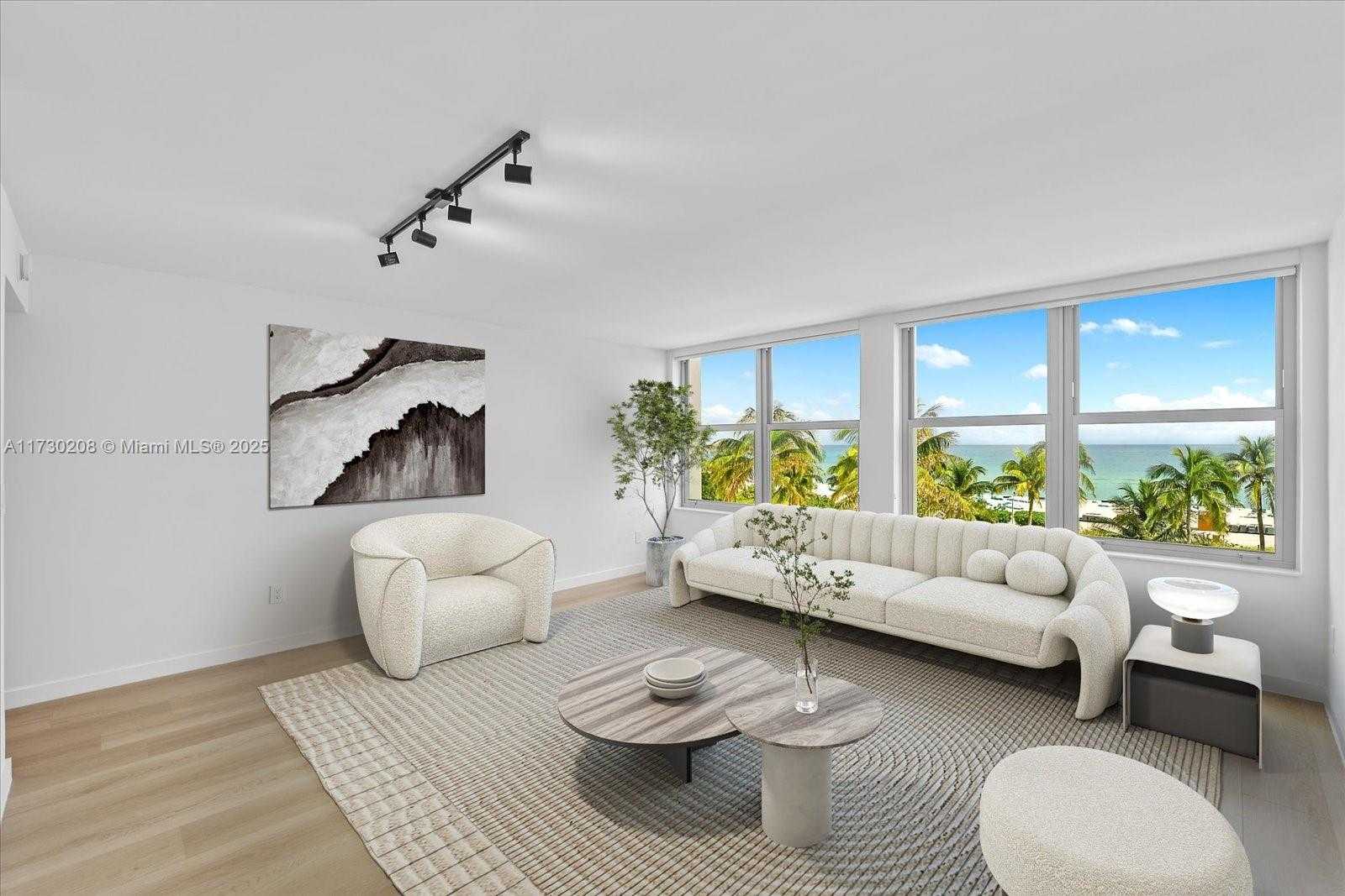 Small Image of 2899 COLLINS AVE #531, Miami Beach Number 2