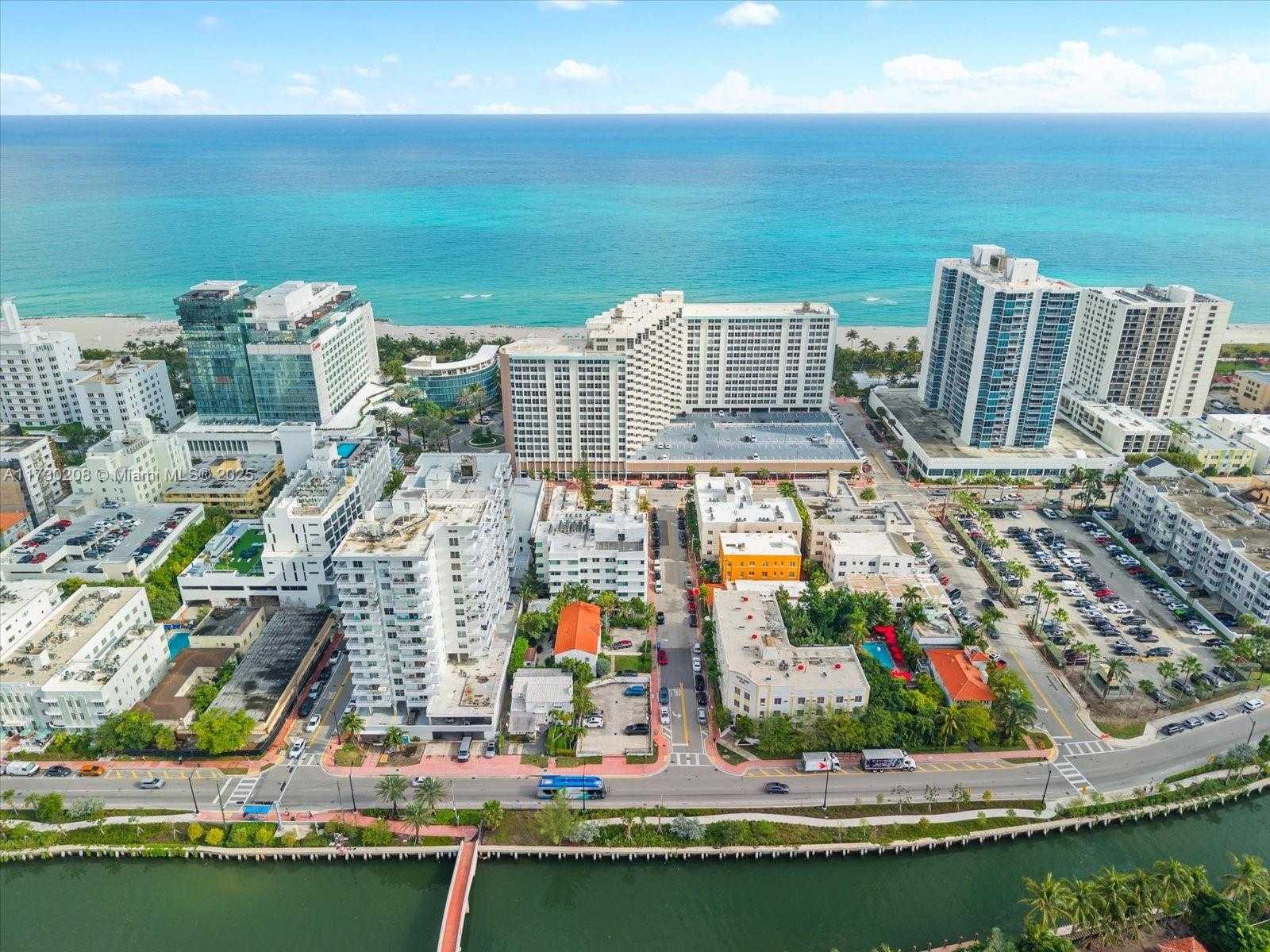 Small Image of 2899 COLLINS AVE #531, Miami Beach Number 28