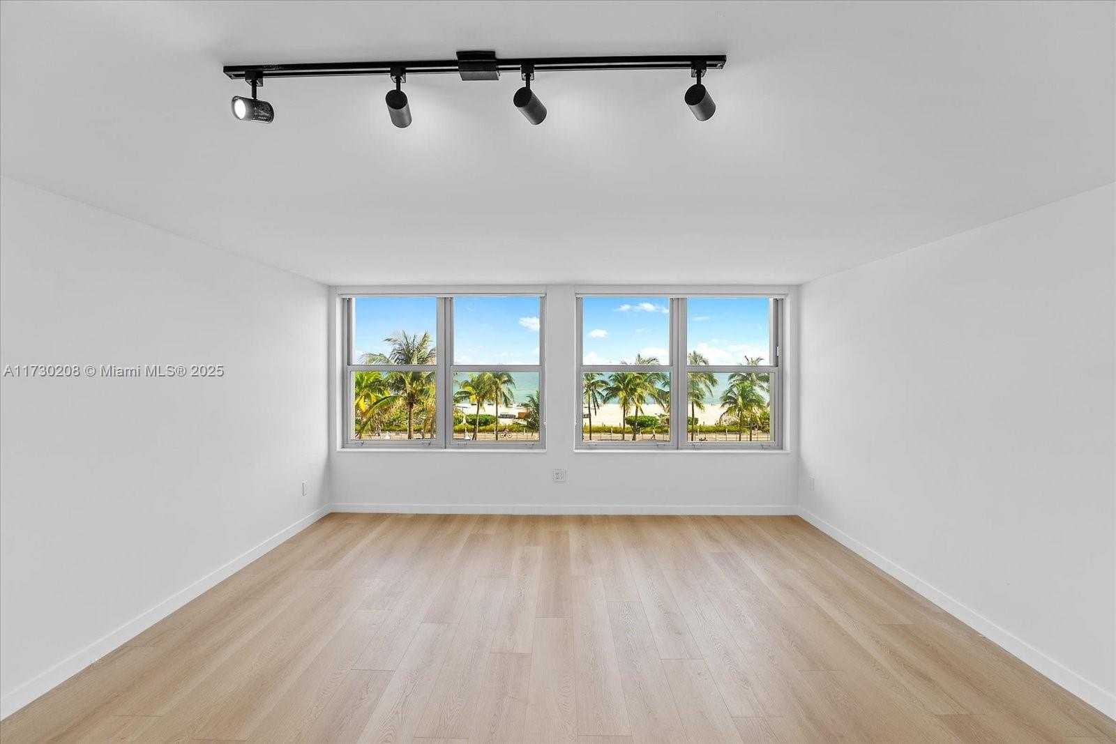 Small Image of 2899 COLLINS AVE #531, Miami Beach Number 5