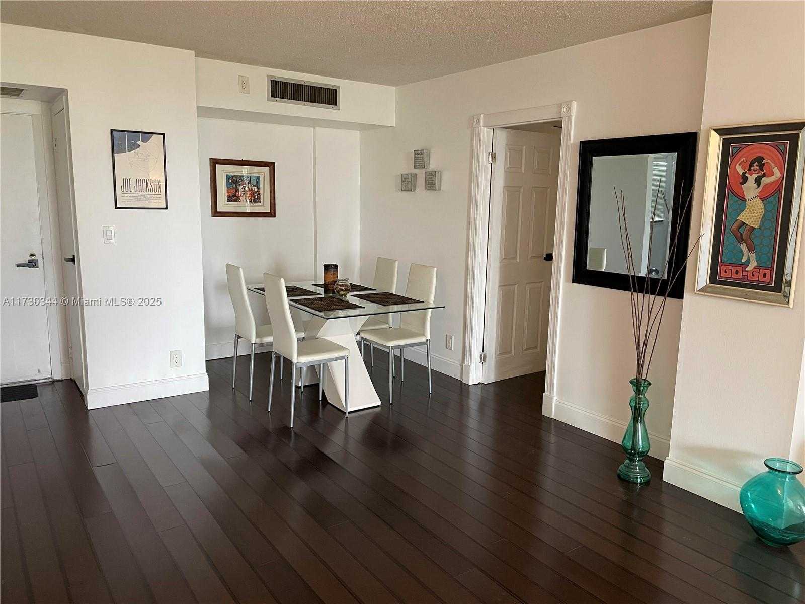 Small Image of 3475 NORTH COUNTRY CLUB DR #707, Aventura Number 5