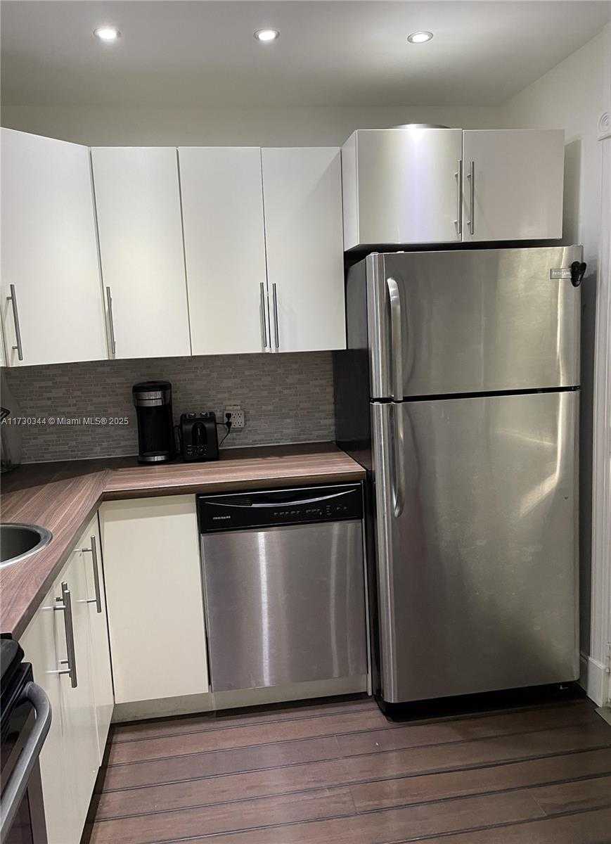 Small Image of 3475 NORTH COUNTRY CLUB DR #707, Aventura Number 6
