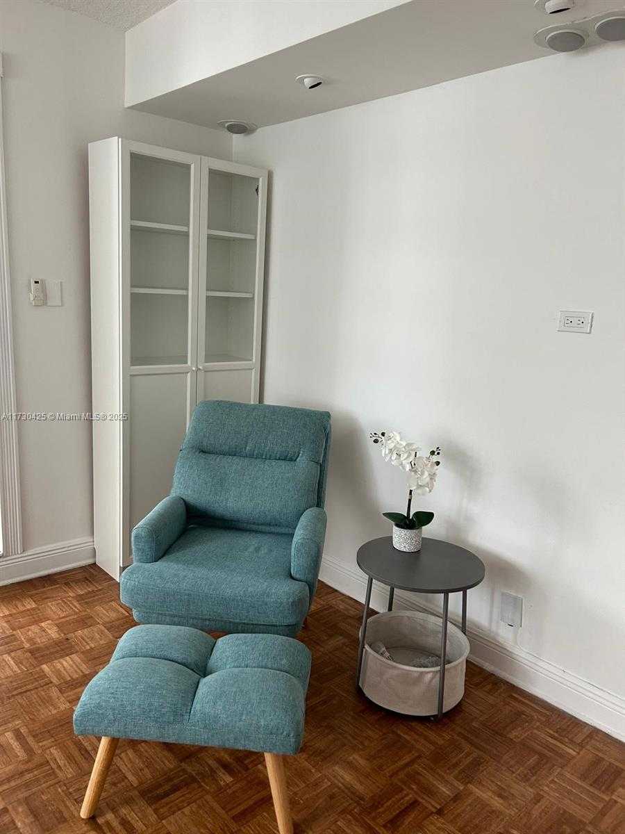 Small Image of 905 BRICKELL BAY DR #1431, Miami Number 5