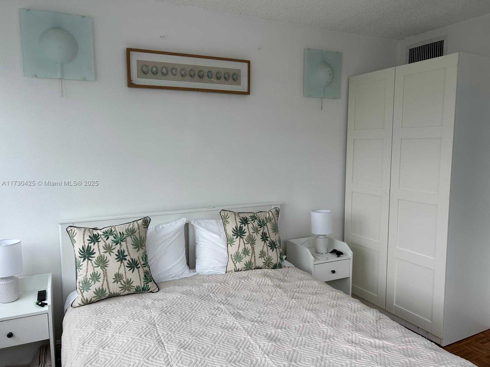 Small Image of 905 BRICKELL BAY DR #1431, Miami Number 7