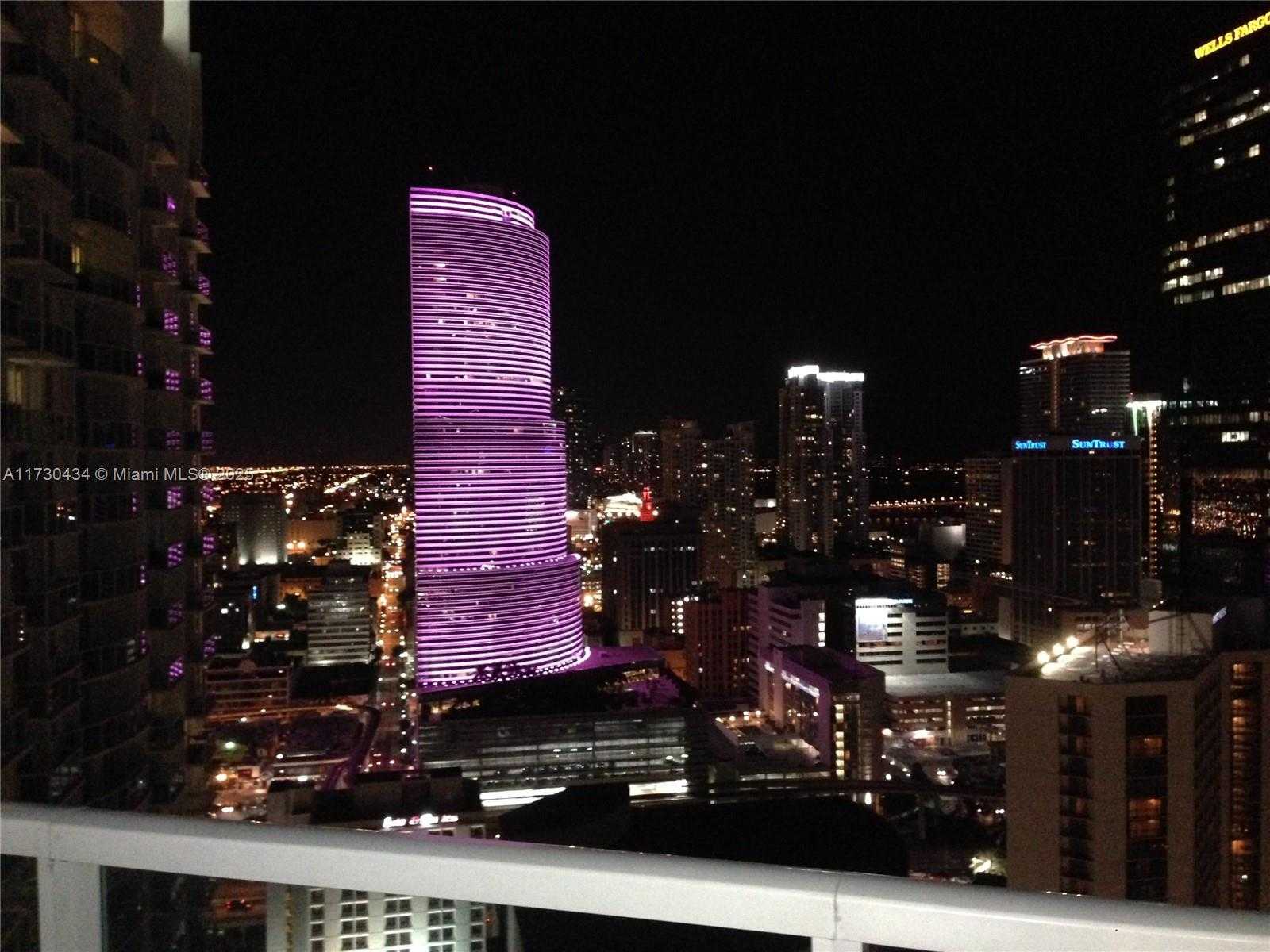 Small Image of 41 SOUTH EAST 5TH ST #2005, Miami Number 3