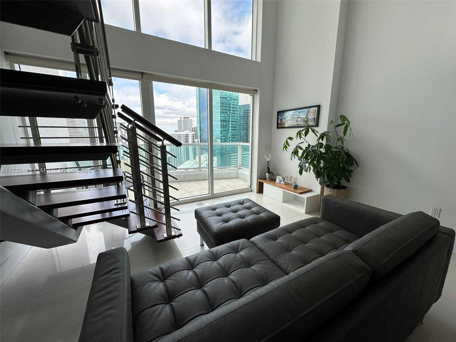 Small Image of 41 SOUTH EAST 5TH ST #2005, Miami Number 6