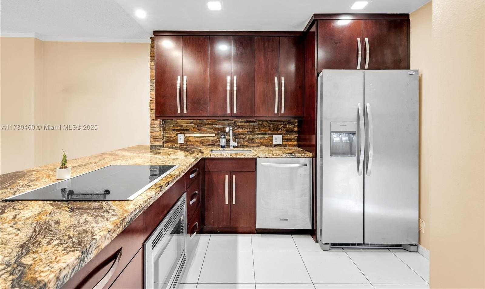 Small Image of 3475 NORTH COUNTRY CLUB DR #314, Aventura Number 13