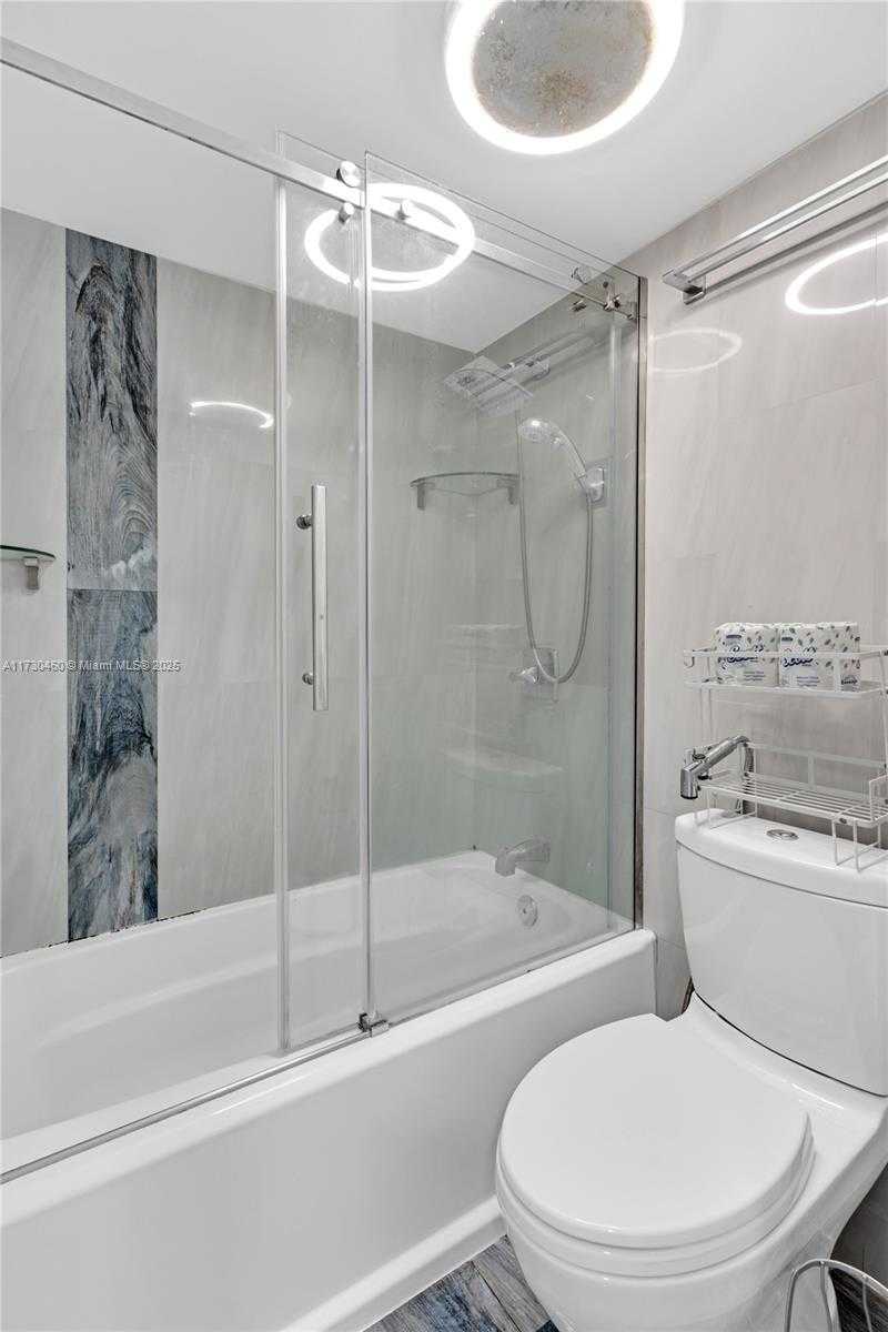 Small Image of 3475 NORTH COUNTRY CLUB DR #314, Aventura Number 19