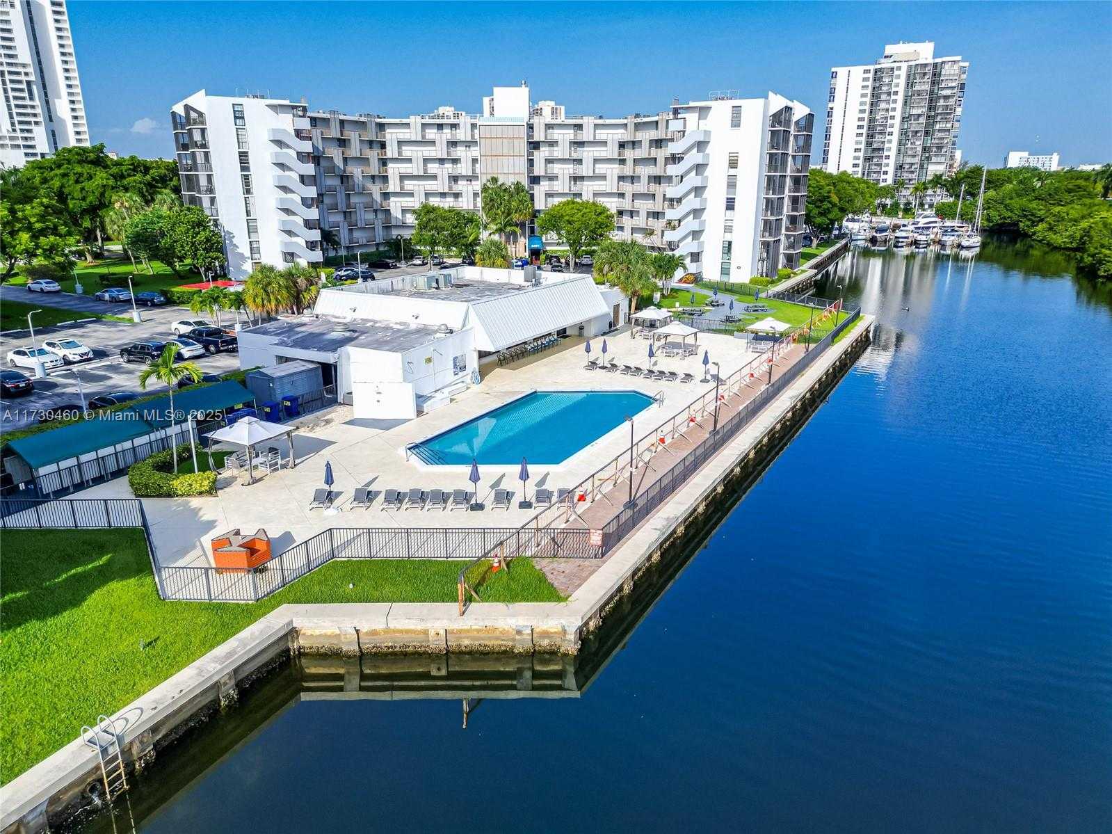 Small Image of 3475 NORTH COUNTRY CLUB DR #314, Aventura Number 3
