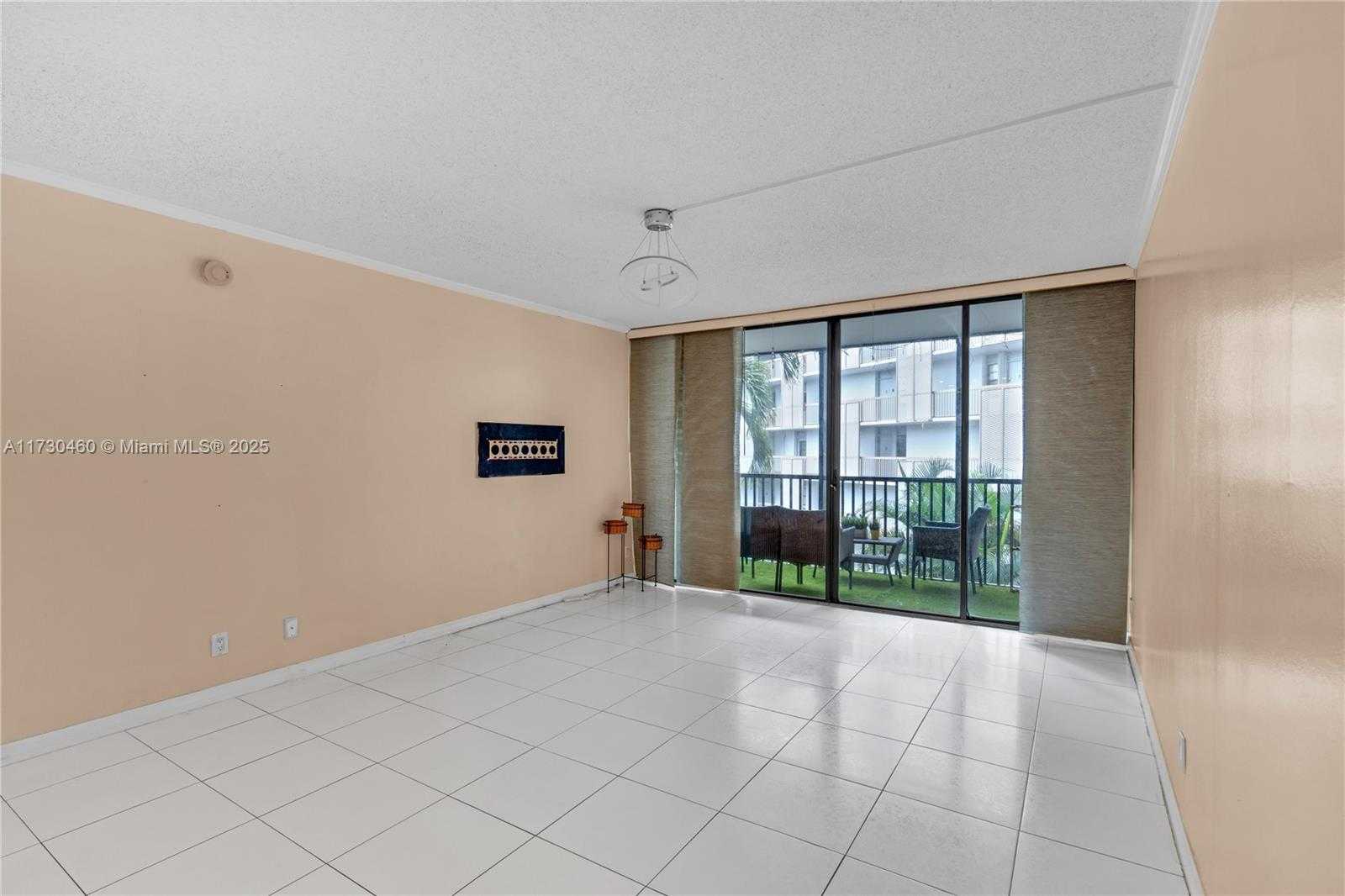 Small Image of 3475 NORTH COUNTRY CLUB DR #314, Aventura Number 9