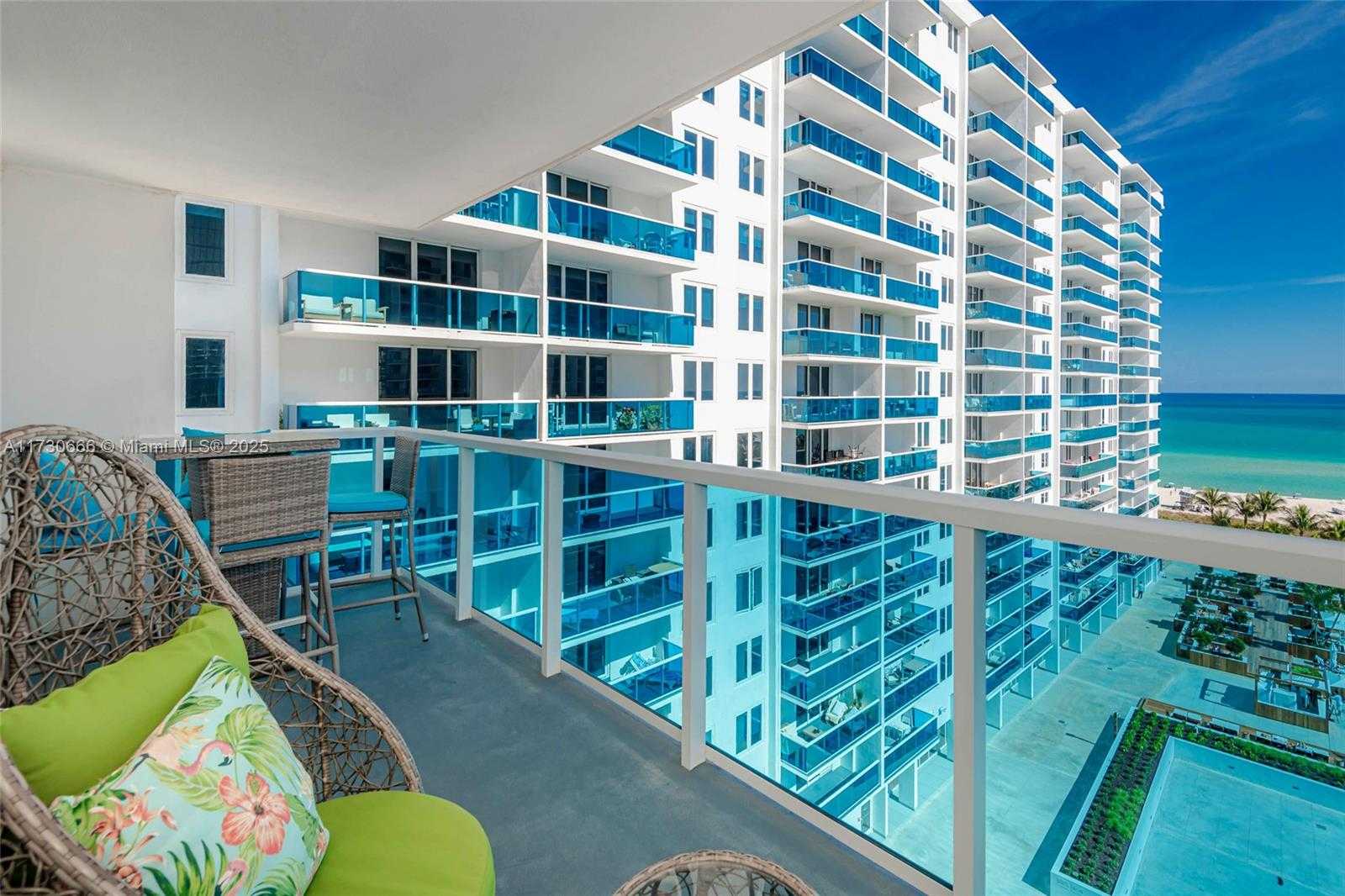 Small Image of 2301 COLLINS AVE #941, Miami Beach Number 26
