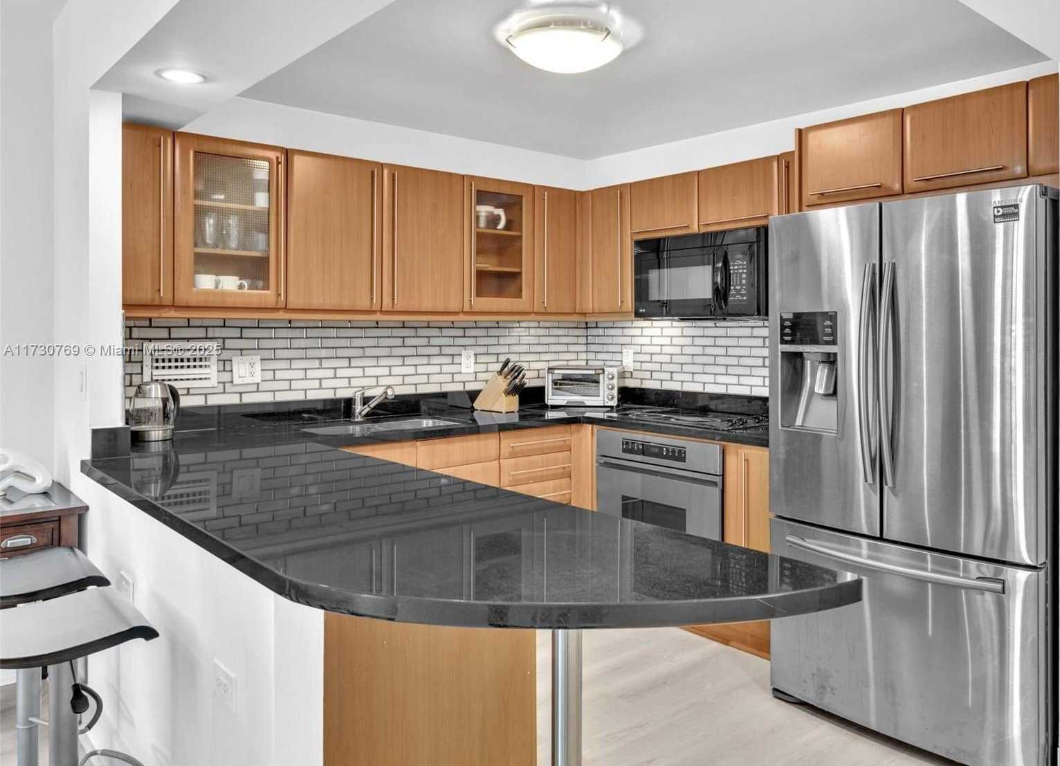 Small Image of 2301 COLLINS AVE #1202, Miami Beach Number 6