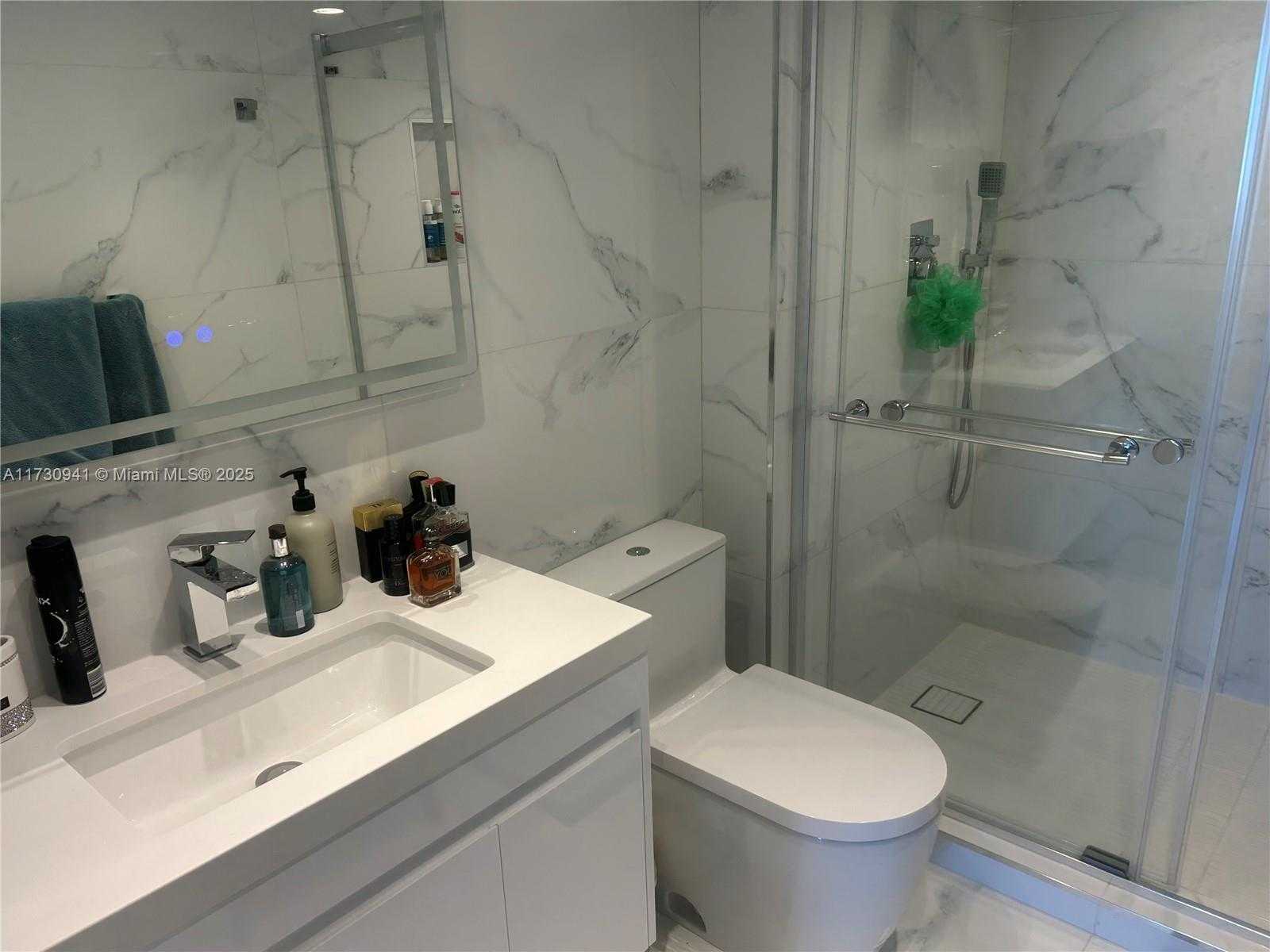 Small Image of 90 ALTON RD #1109, Miami Beach Number 3
