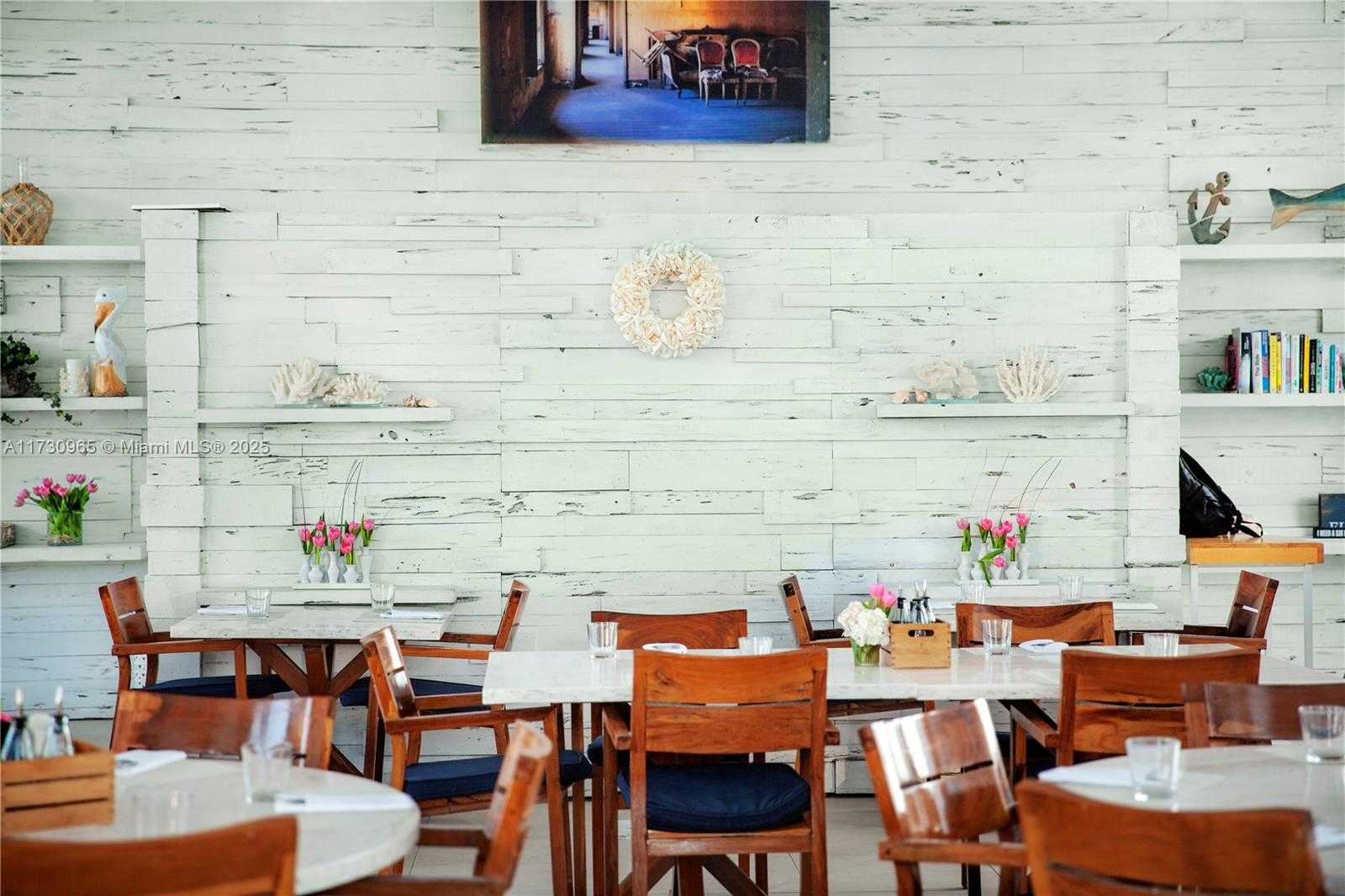Small Image of 50 SOUTH POINTE DR #608, Miami Beach Number 31