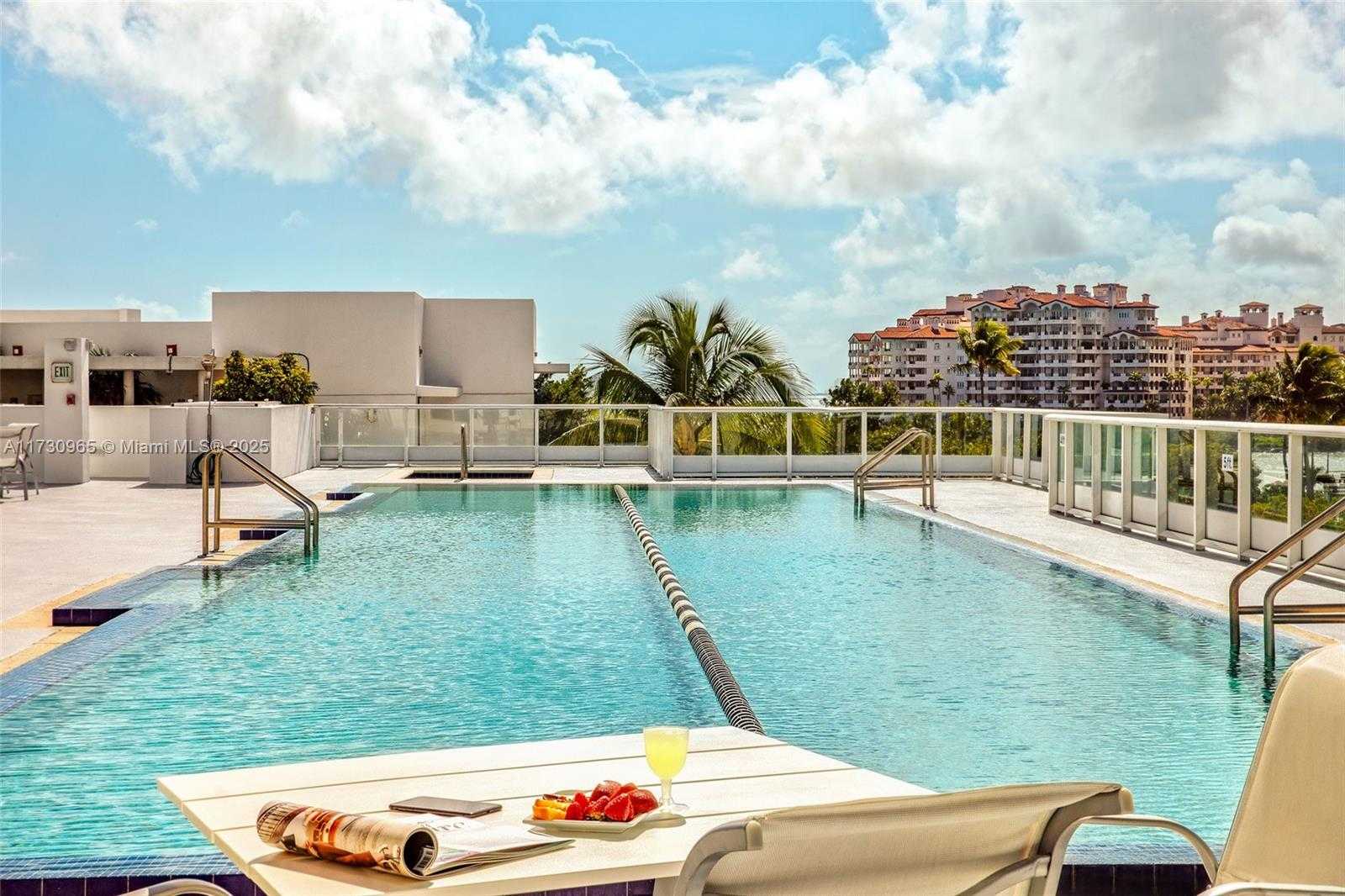 Small Image of 50 SOUTH POINTE DR #608, Miami Beach Number 38