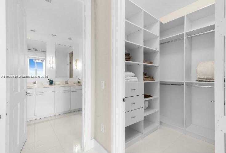 Small Image of 10295 COLLINS AVE #506, Bal Harbour Number 19