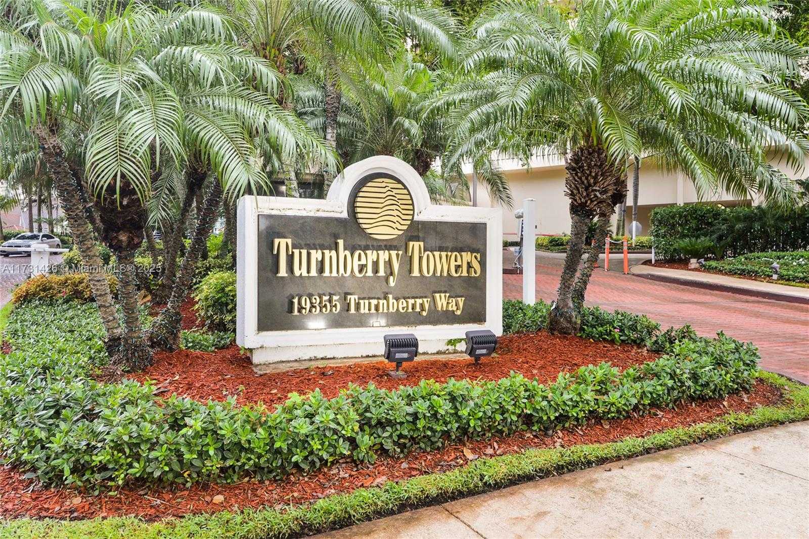 Small Image of 19355 TURNBERRY WAY #19F, Aventura Number 13