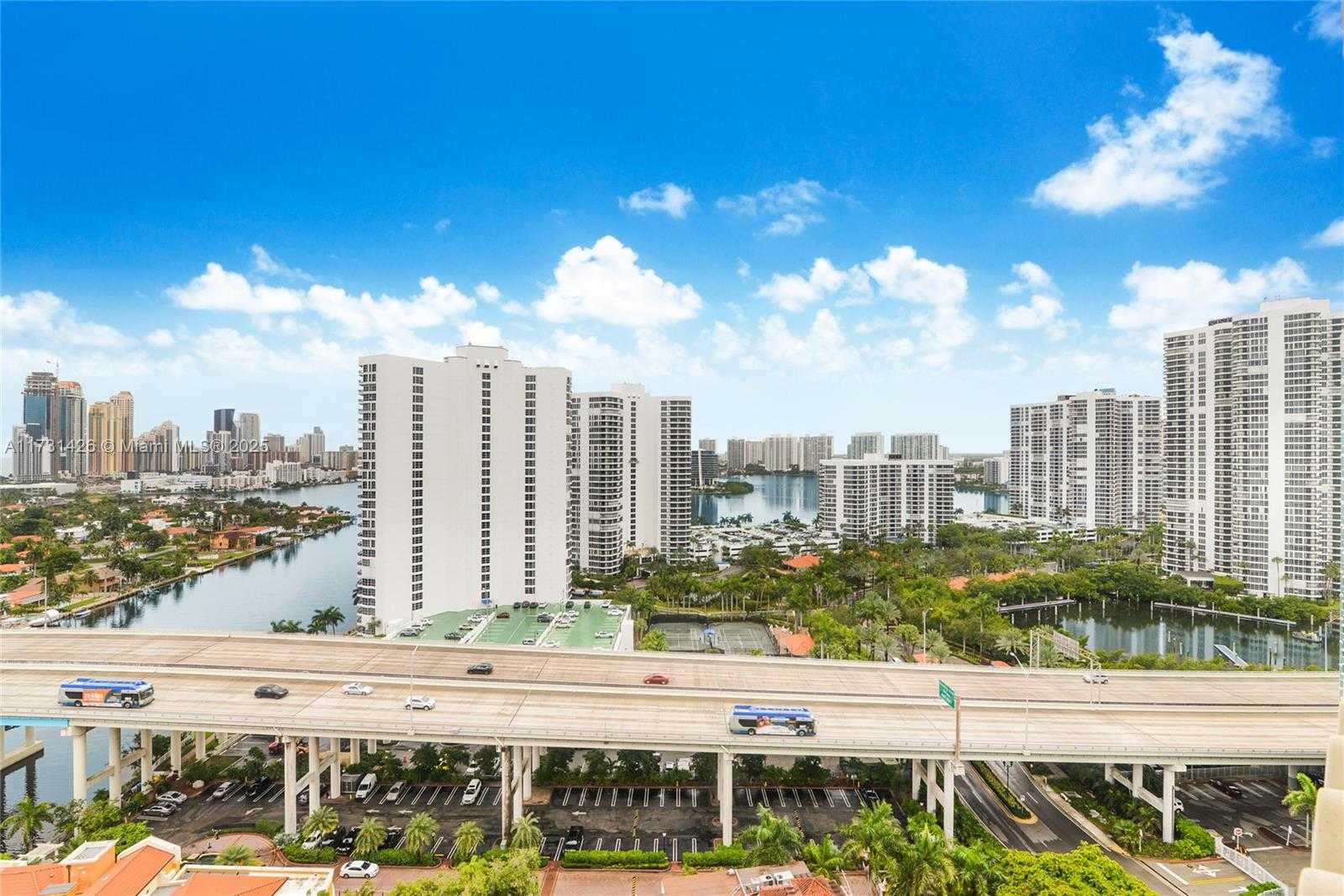 Small Image of 19355 TURNBERRY WAY #19F, Aventura Number 14