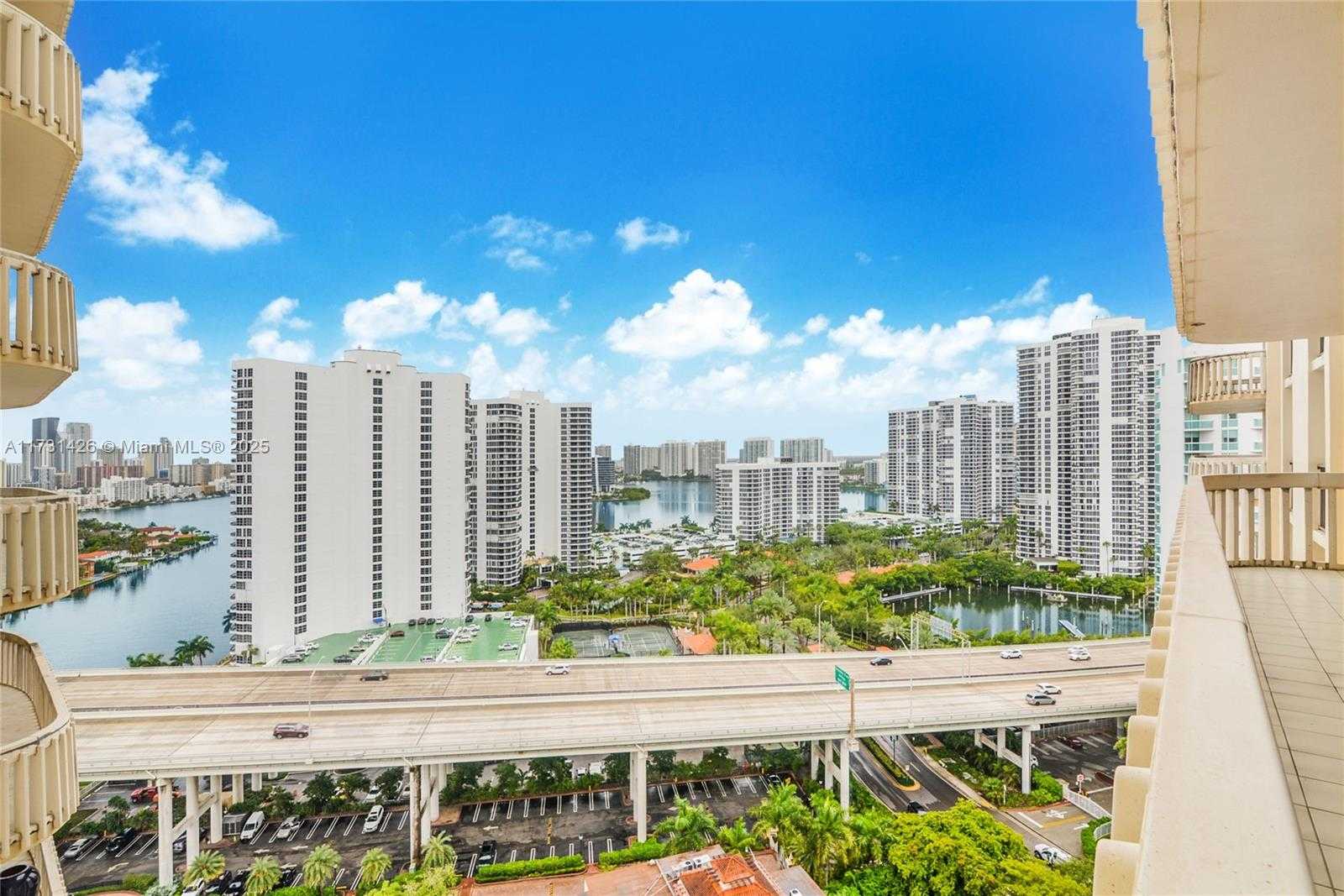 Small Image of 19355 TURNBERRY WAY #19F, Aventura Number 18