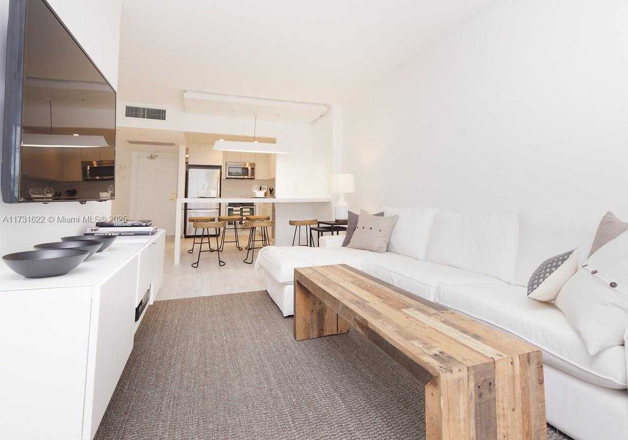Small Image of 2301 COLLINS AVE #428, Miami Beach Number 12