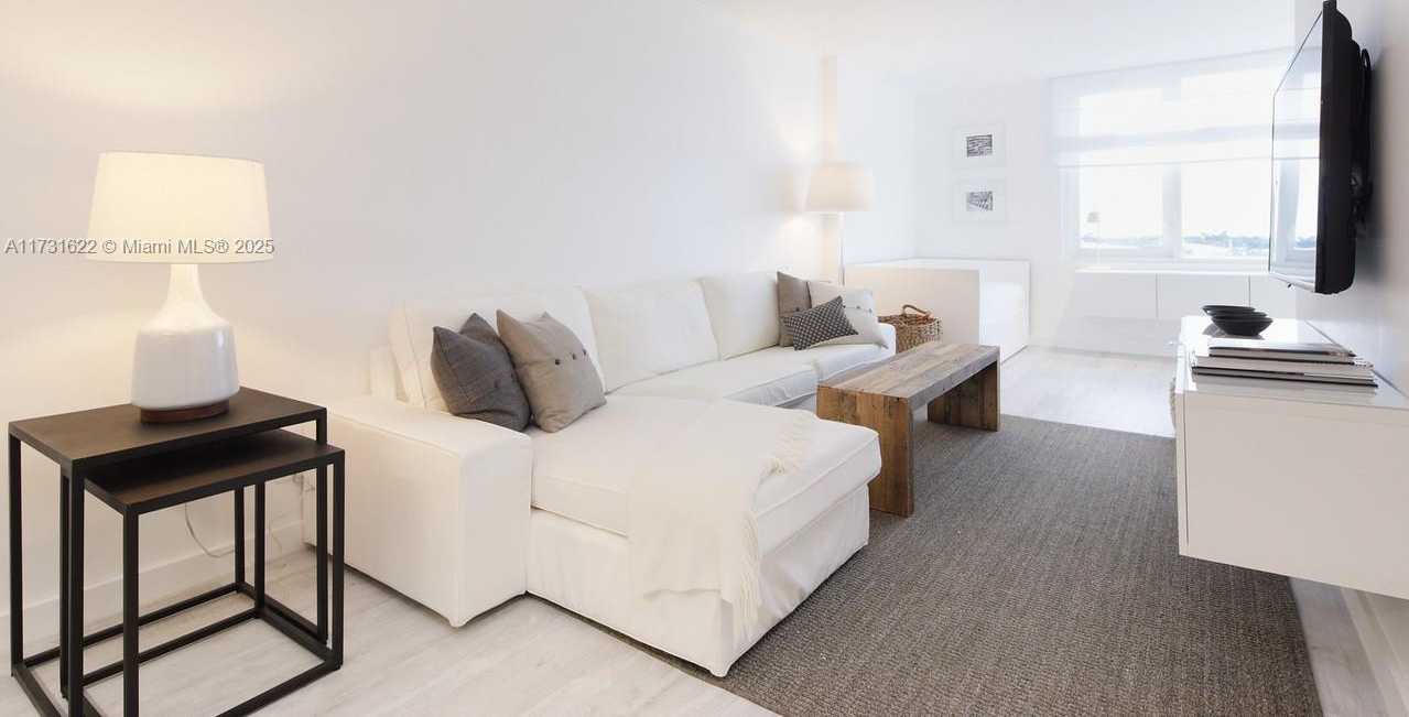 Small Image of 2301 COLLINS AVE #428, Miami Beach Number 15