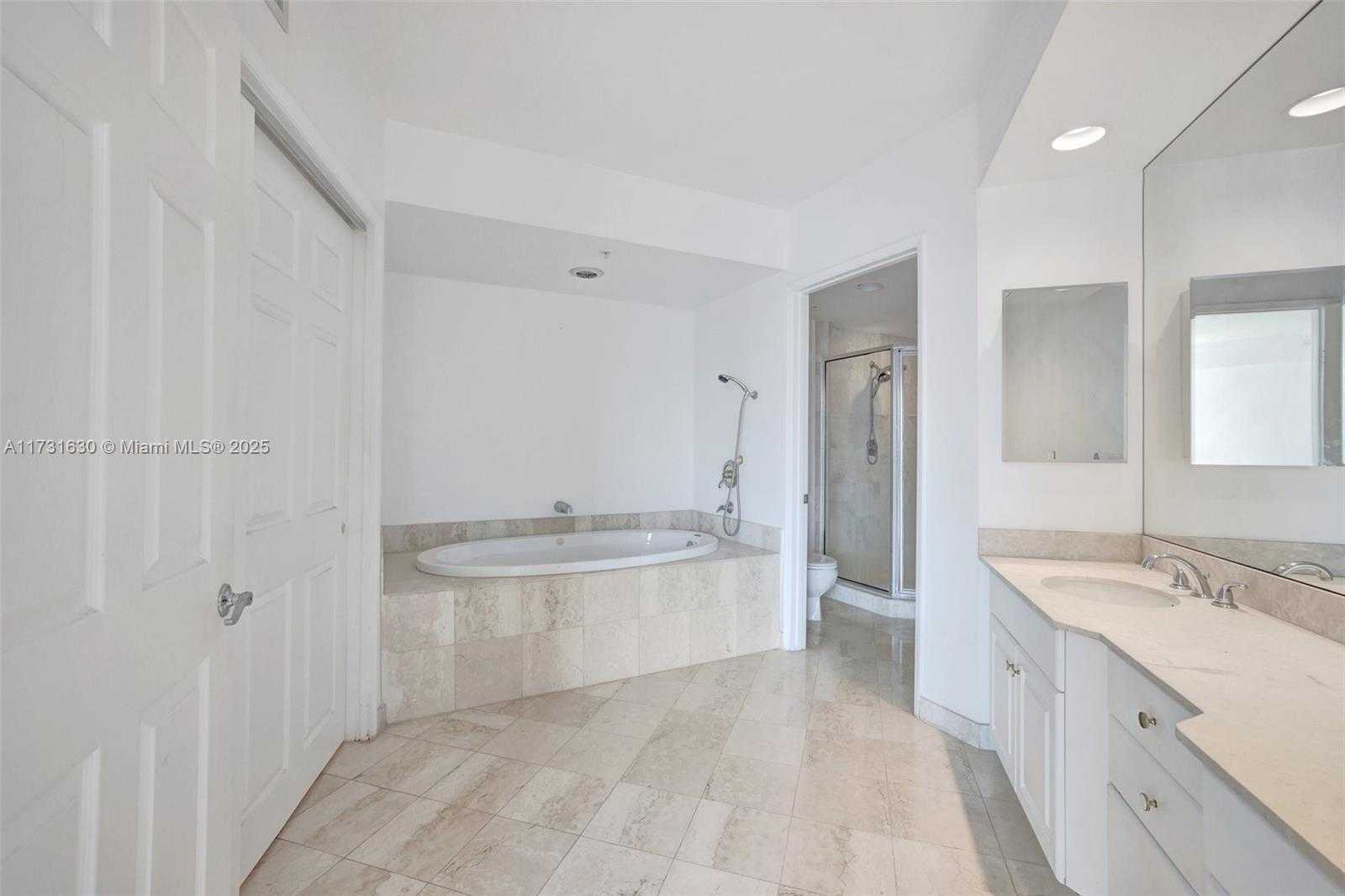 Small Image of 3370 HIDDEN BAY DR #1208, Aventura Number 22