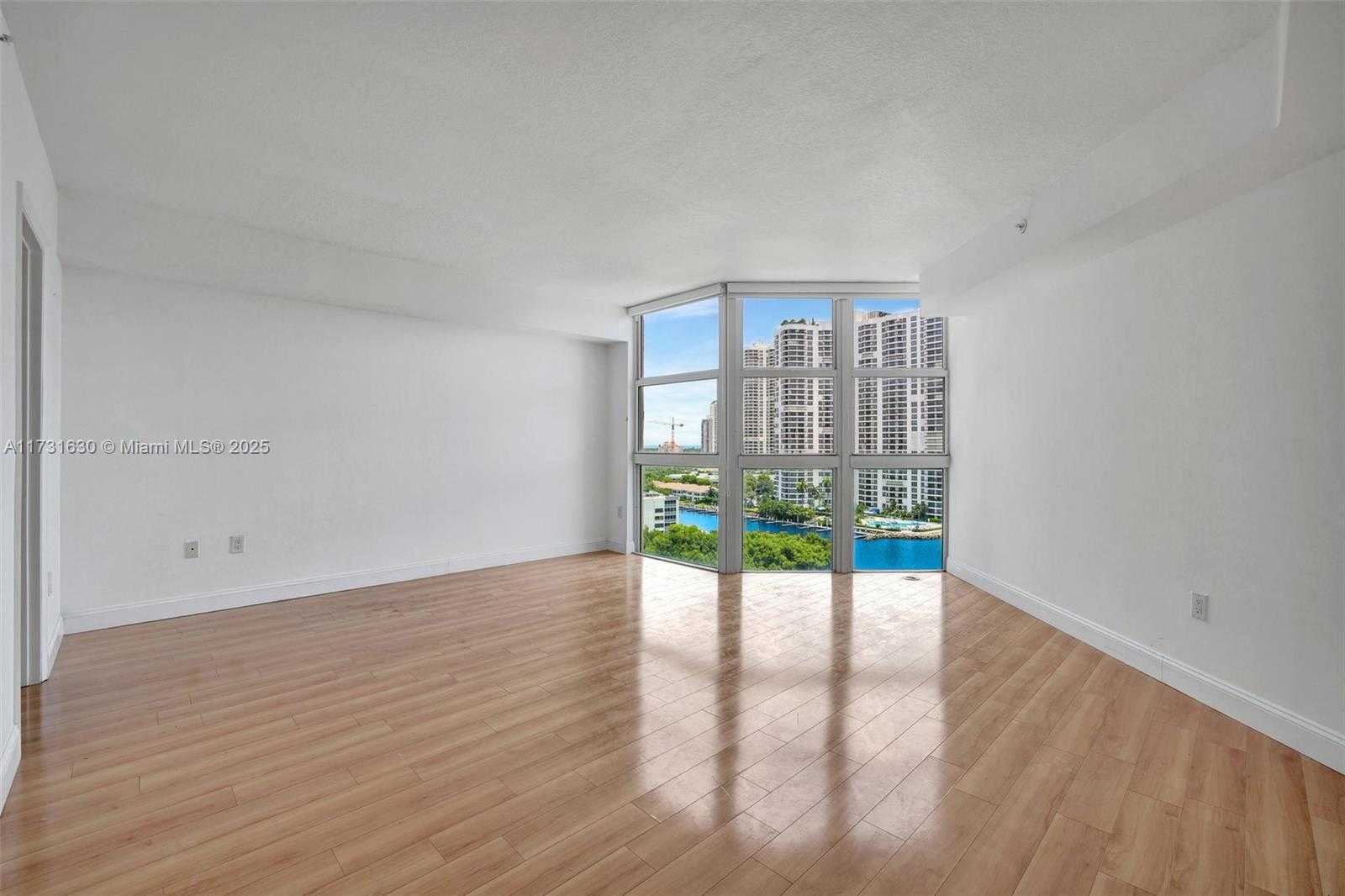 Small Image of 3370 HIDDEN BAY DR #1208, Aventura Number 24