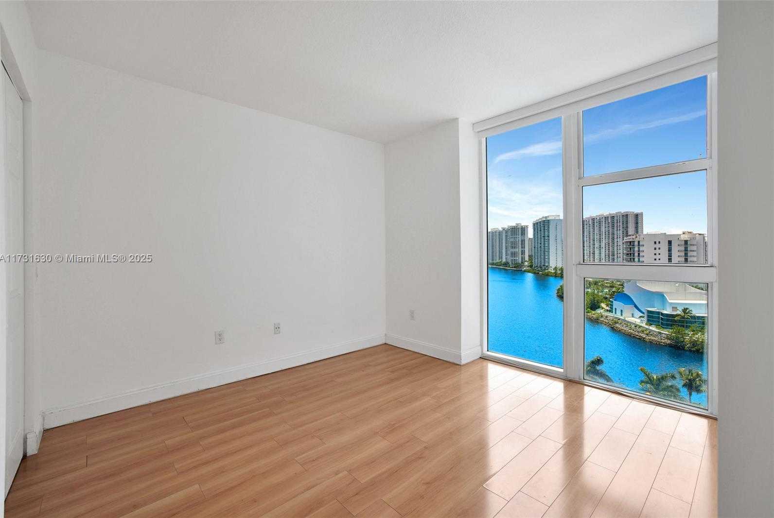 Small Image of 3370 HIDDEN BAY DR #1208, Aventura Number 33