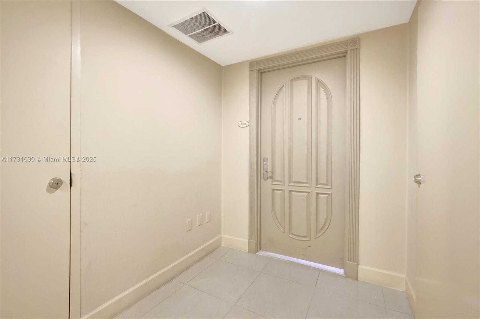 Small Image of 3370 HIDDEN BAY DR #1208, Aventura Number 41