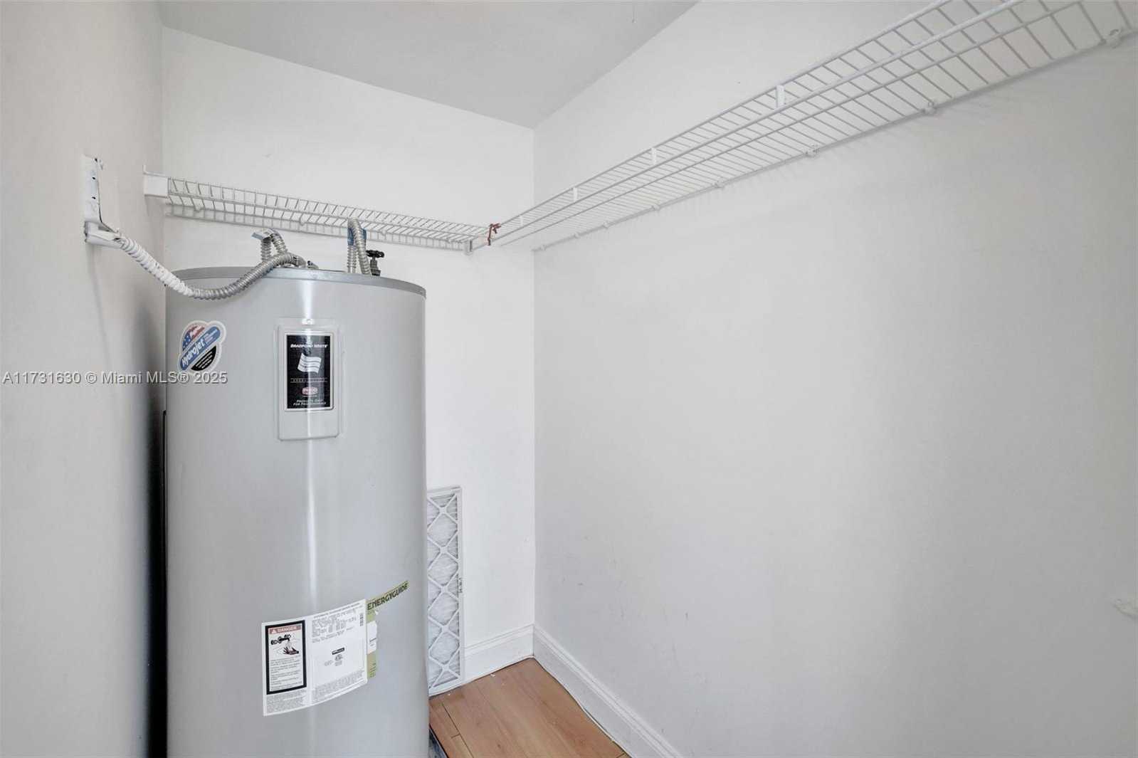 Small Image of 3370 HIDDEN BAY DR #1208, Aventura Number 44