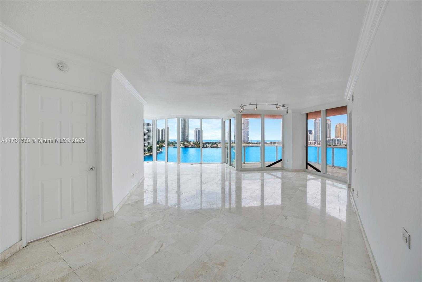 Small Image of 3370 HIDDEN BAY DR #1208, Aventura Number 6