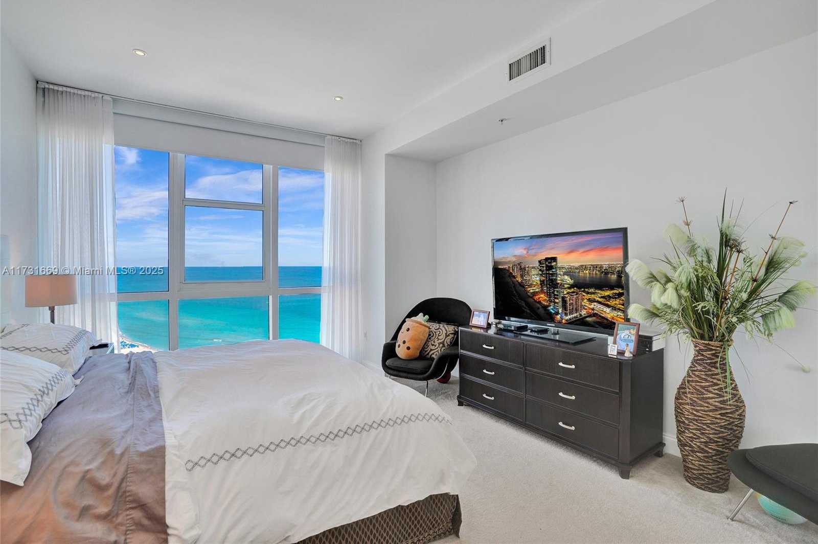 Small Image of 18201 COLLINS AVE #3804, Sunny Isles Beach Number 29