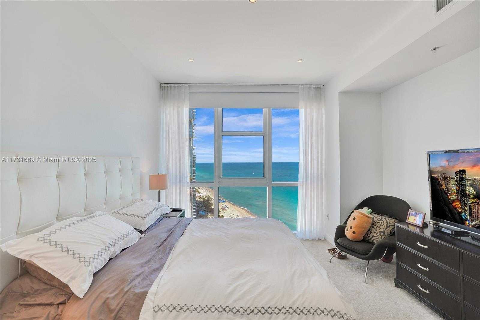 Small Image of 18201 COLLINS AVE #3804, Sunny Isles Beach Number 30
