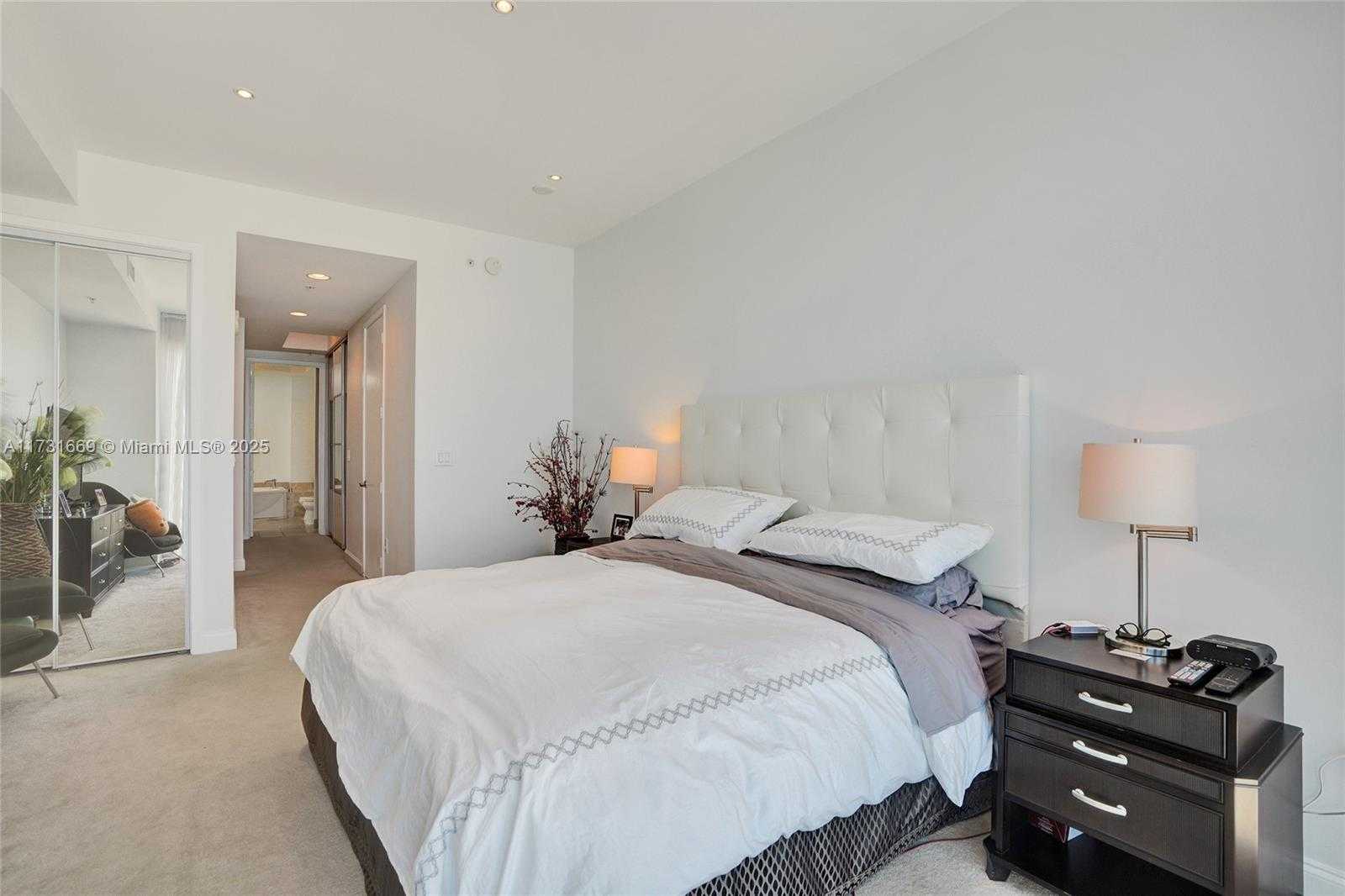 Small Image of 18201 COLLINS AVE #3804, Sunny Isles Beach Number 32